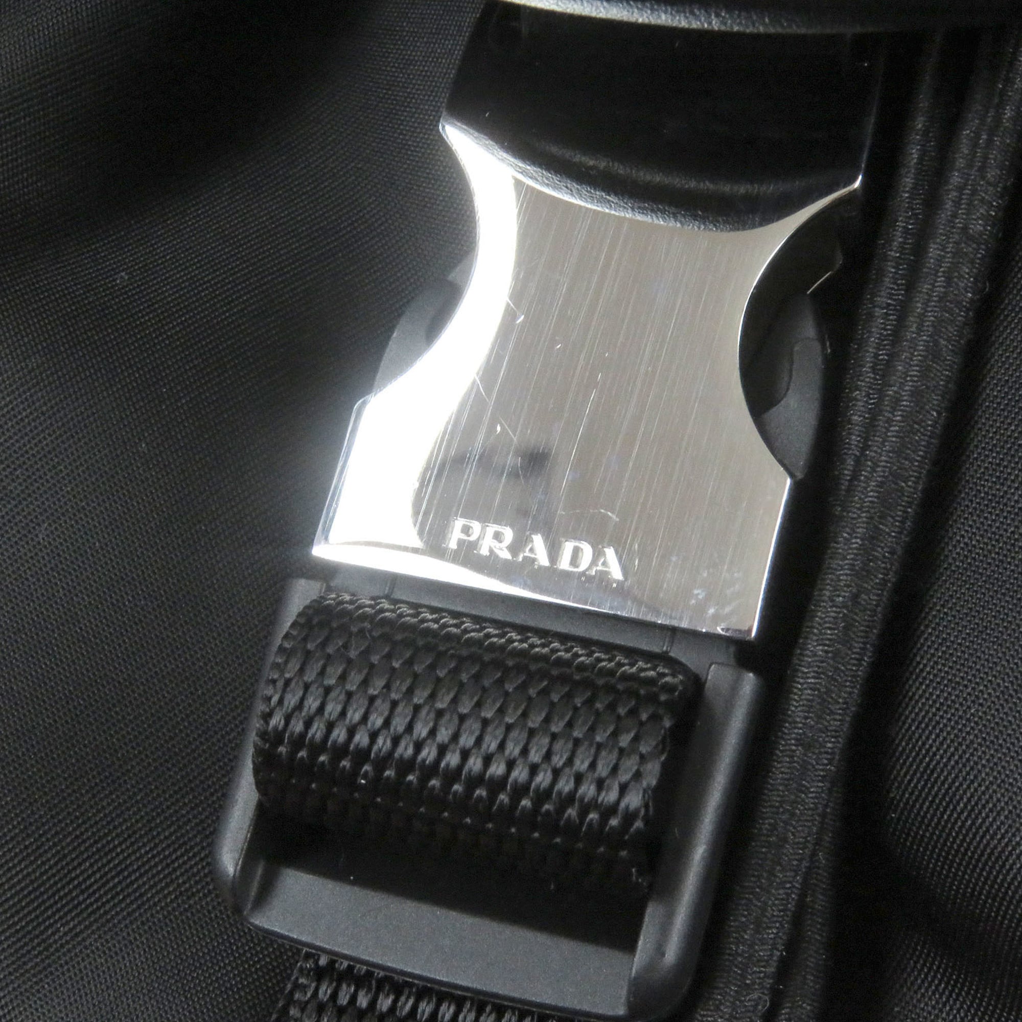 Prada Black Nylon Shoulder Bag (Pre-Owned)