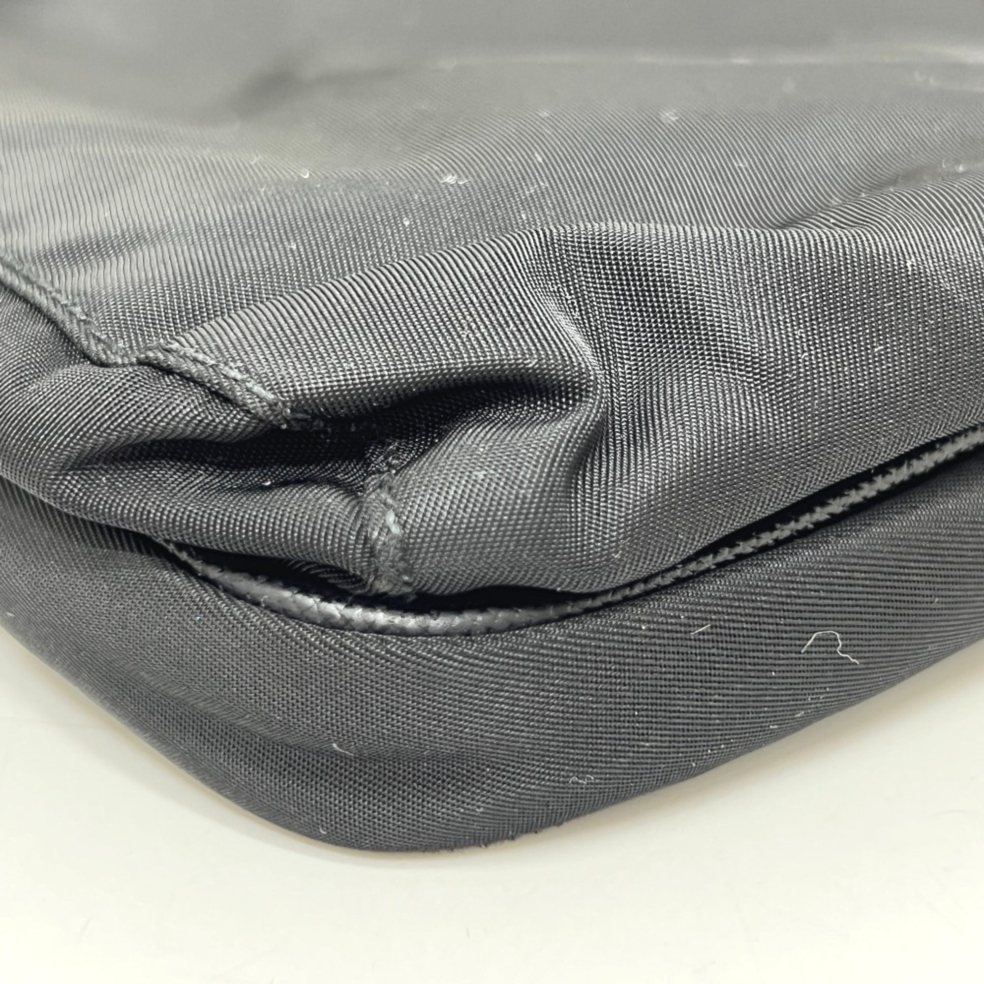 Prada Black Nero Nylon Shoulder Bag (Pre-Owned)