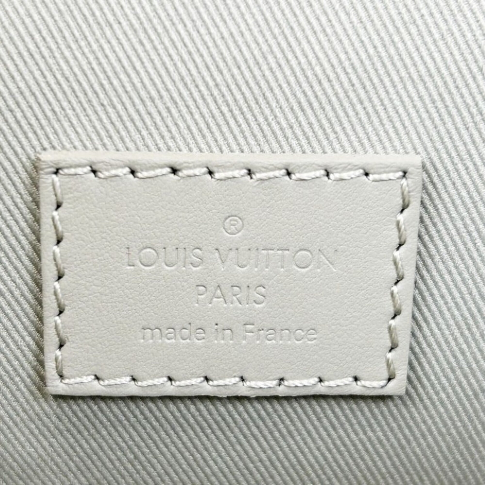 Louis Vuitton Green Shoulder Bag (Pre-Owned)