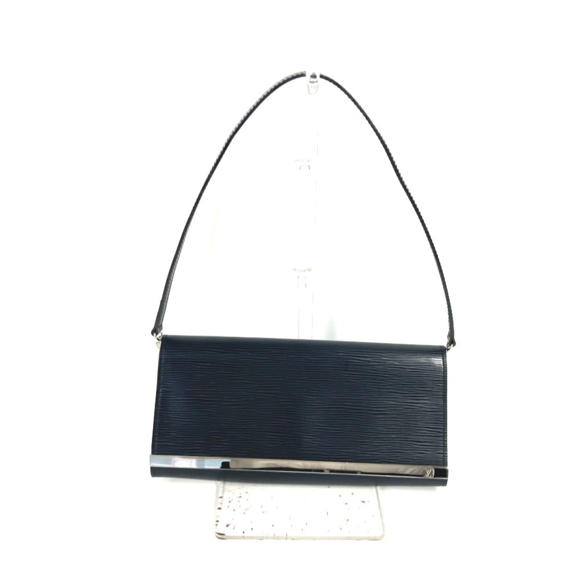 Louis Vuitton Black Epi Leather Clutch Bag Shoulder Bag (Pre-Owned)