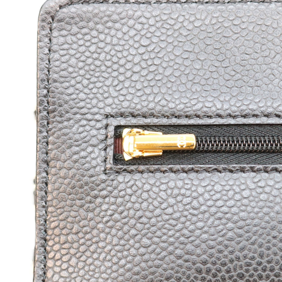 Chanel Black Grained Calfskin Shoulder Bag (Pre-Owned)