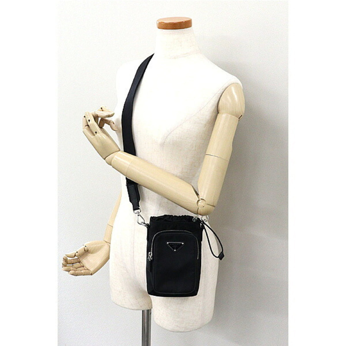 Prada Black Polyamide Shoulder Bag (Pre-Owned)