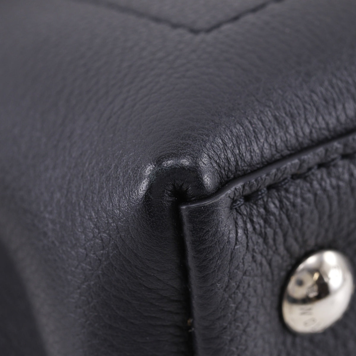 Louis Vuitton Black Leather Handbag (Pre-Owned)