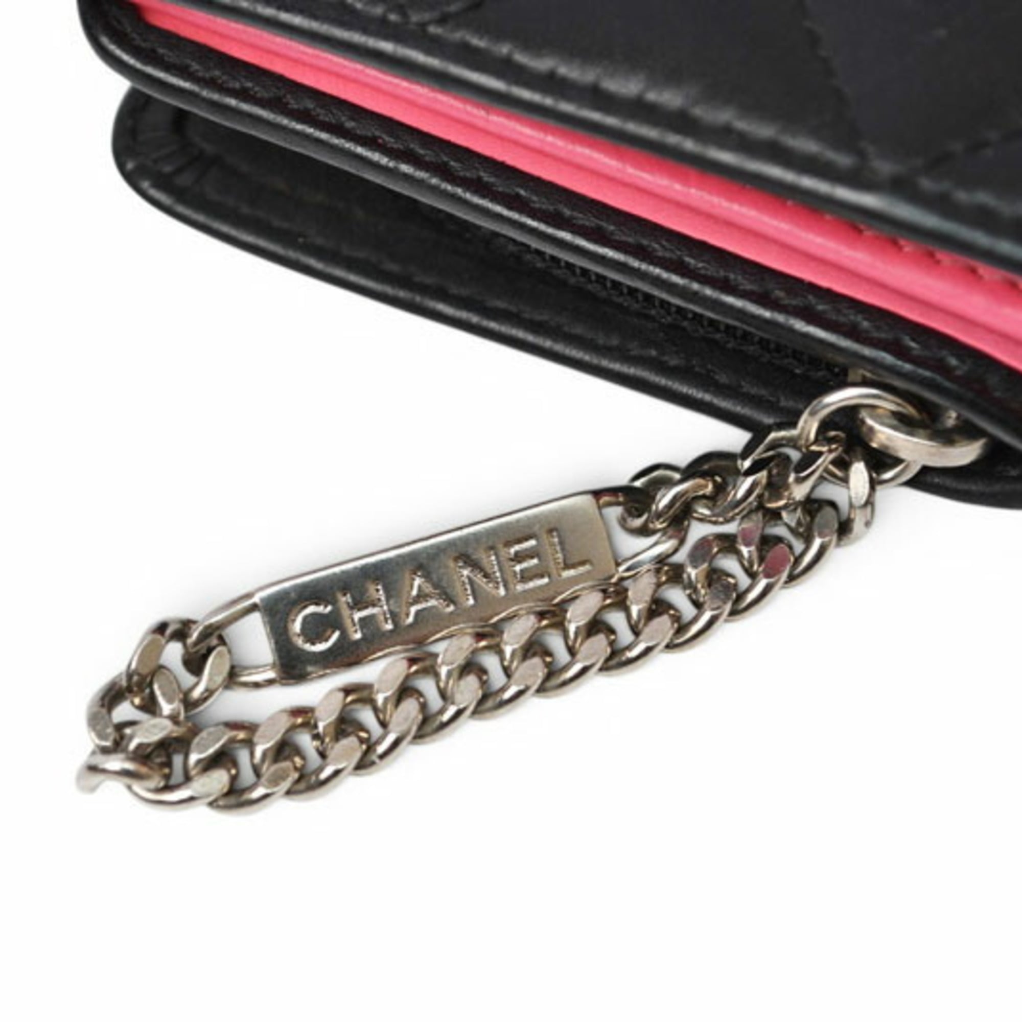 Chanel Black Leather Wallet (Bi-Fold) (Pre-Owned)