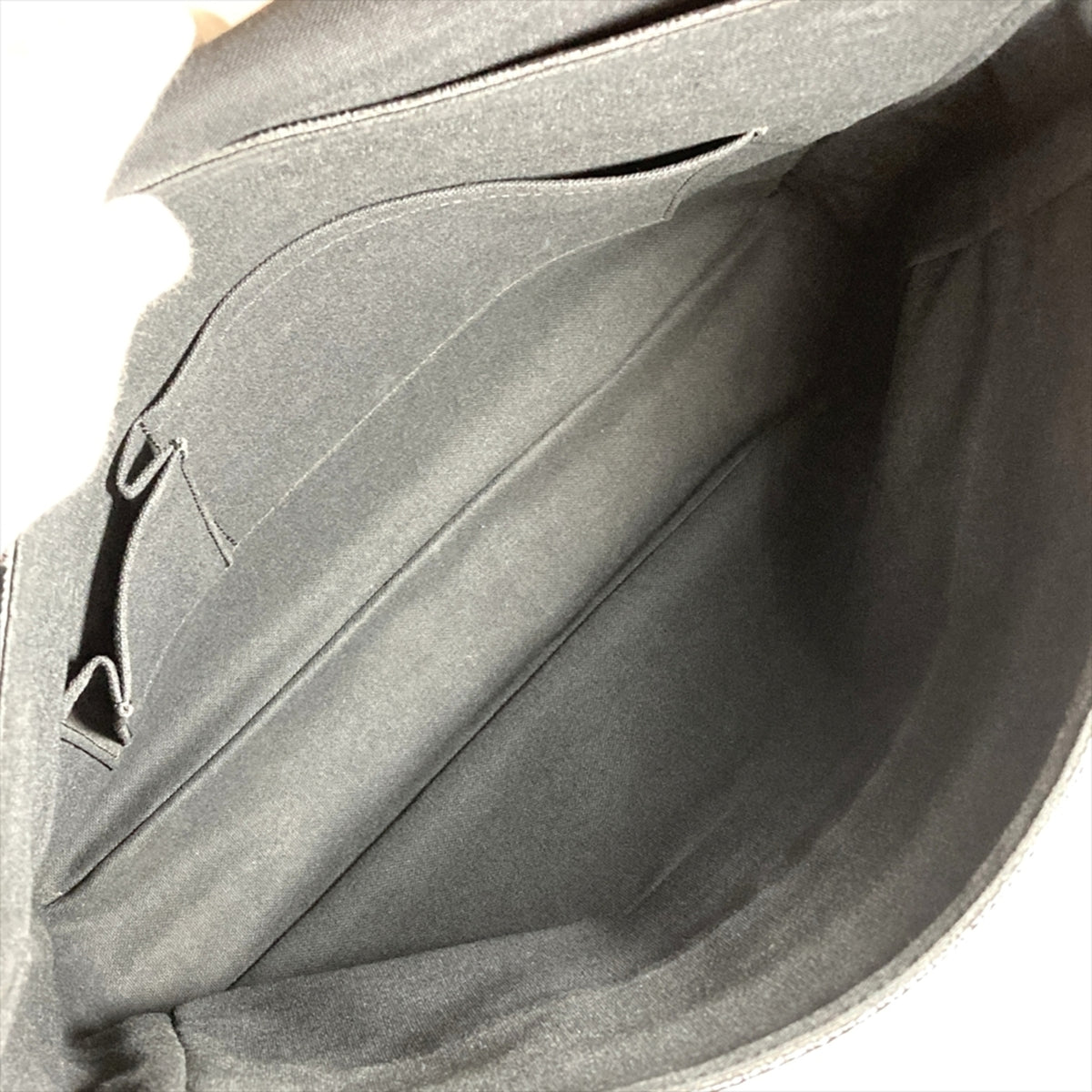 Louis Vuitton Black Damier Graphite Shoulder Bag (Pre-Owned)