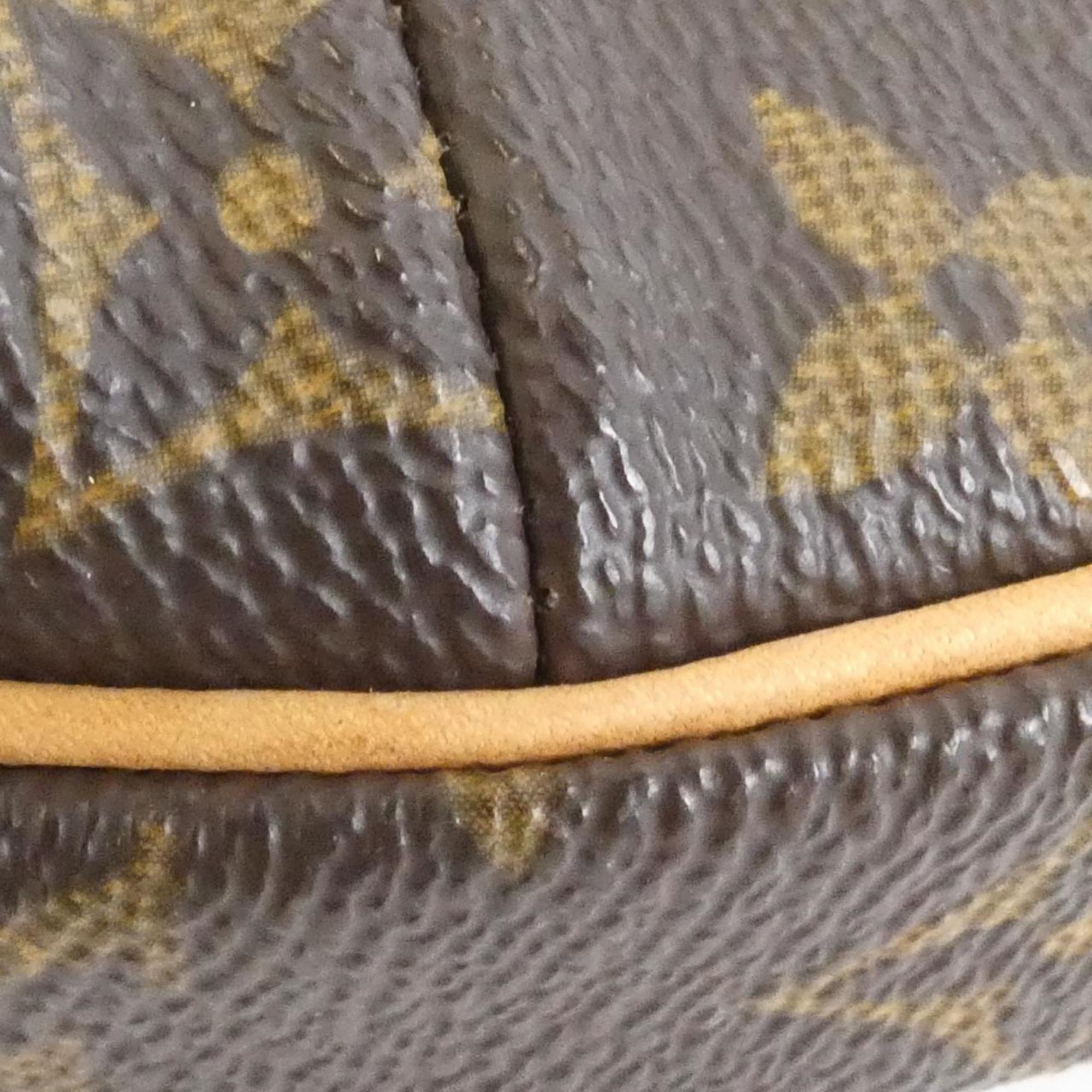 Louis Vuitton Marron Coated Canvas Shoulder Bag (Pre-Owned)