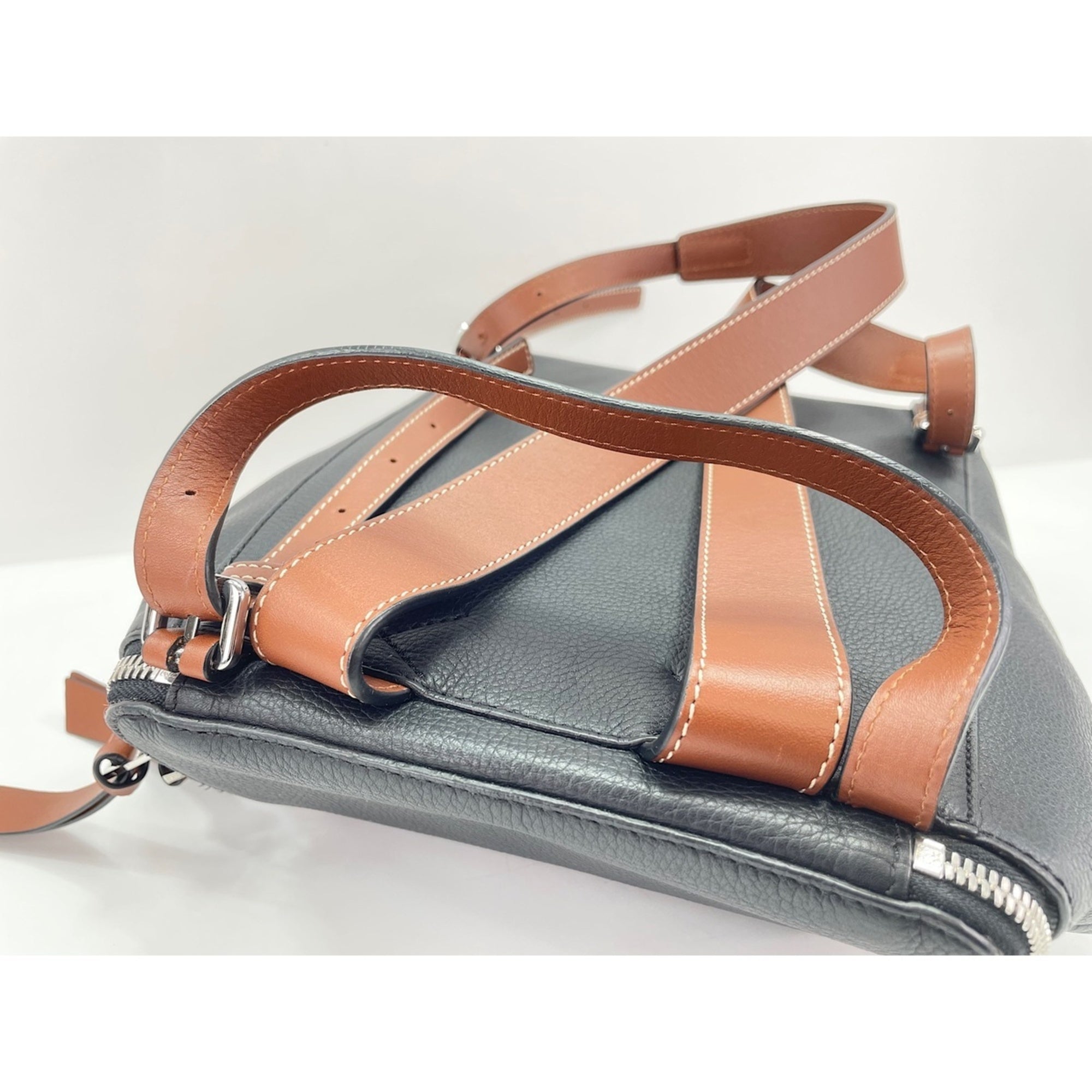 Loewe Black Leather Backpack (Pre-Owned)