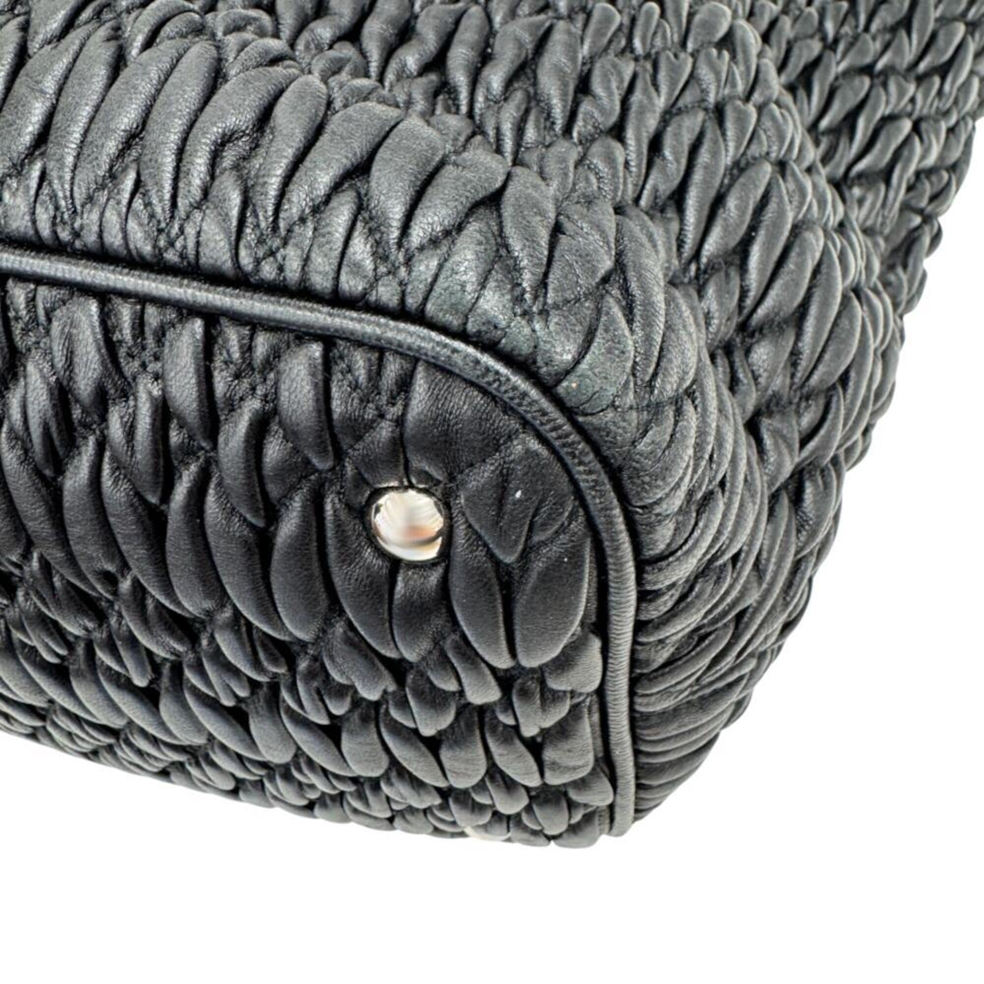 Miu Miu Black Leather Handbag Shoulder Bag (Pre-Owned)