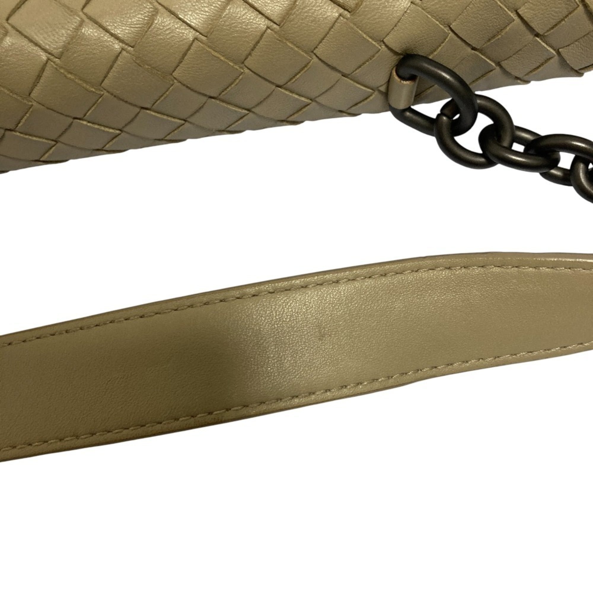 Bottega Veneta Grayish Intrecciato Shoulder Bag (Pre-Owned)