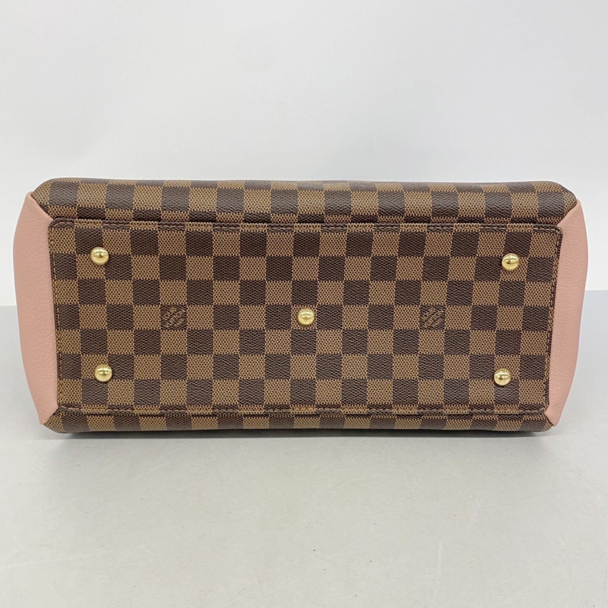 Louis Vuitton Ebene Magnolia Handbag (Pre-Owned)