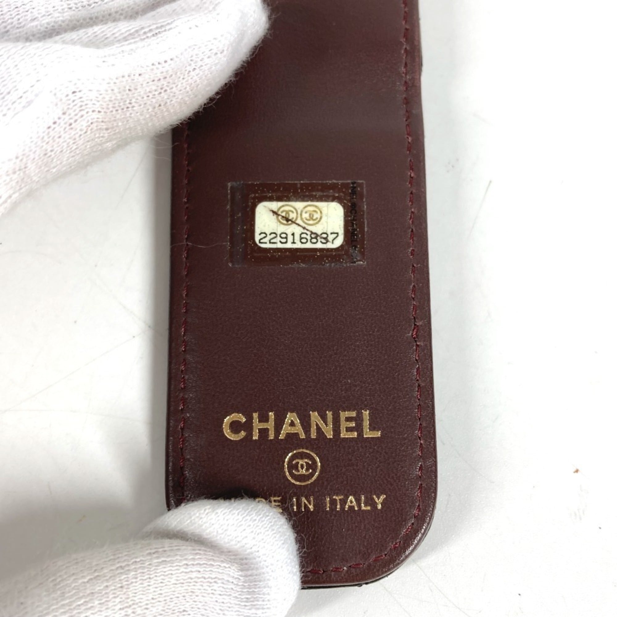 Chanel Black Leather Money Clip (Pre-Owned)