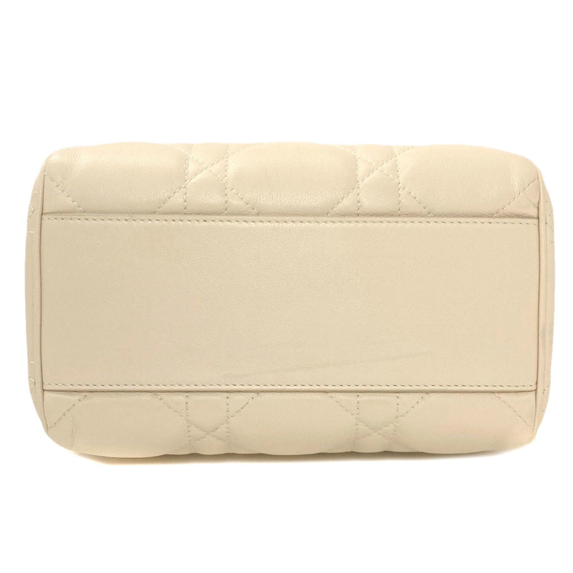 Christian Dior Cream Leather Handbag (Pre-Owned)