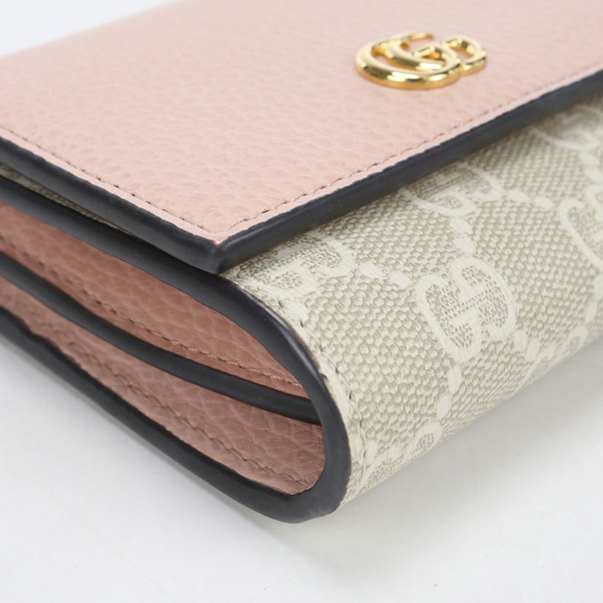 Gucci Pink Gg Supreme Wallet (Bi-Fold) (Pre-Owned)