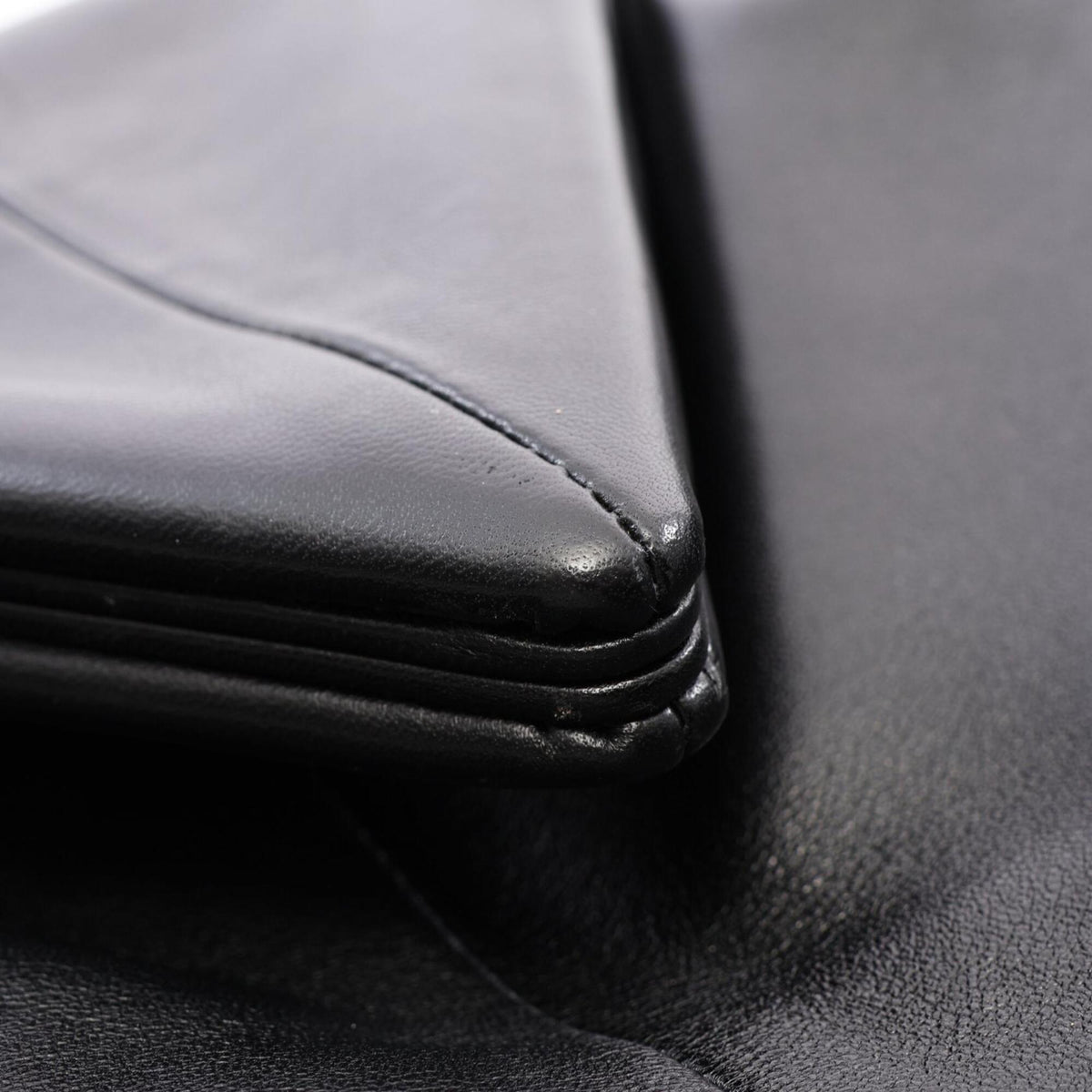 Bottega Veneta Black Leather Clutch Bag Handbag (Pre-Owned)