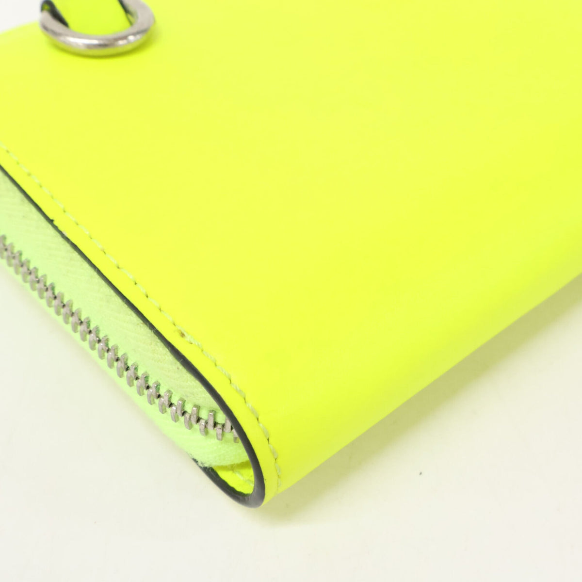 Valentino Yellow Leather Coin Purse/Coin Case (Pre-Owned)