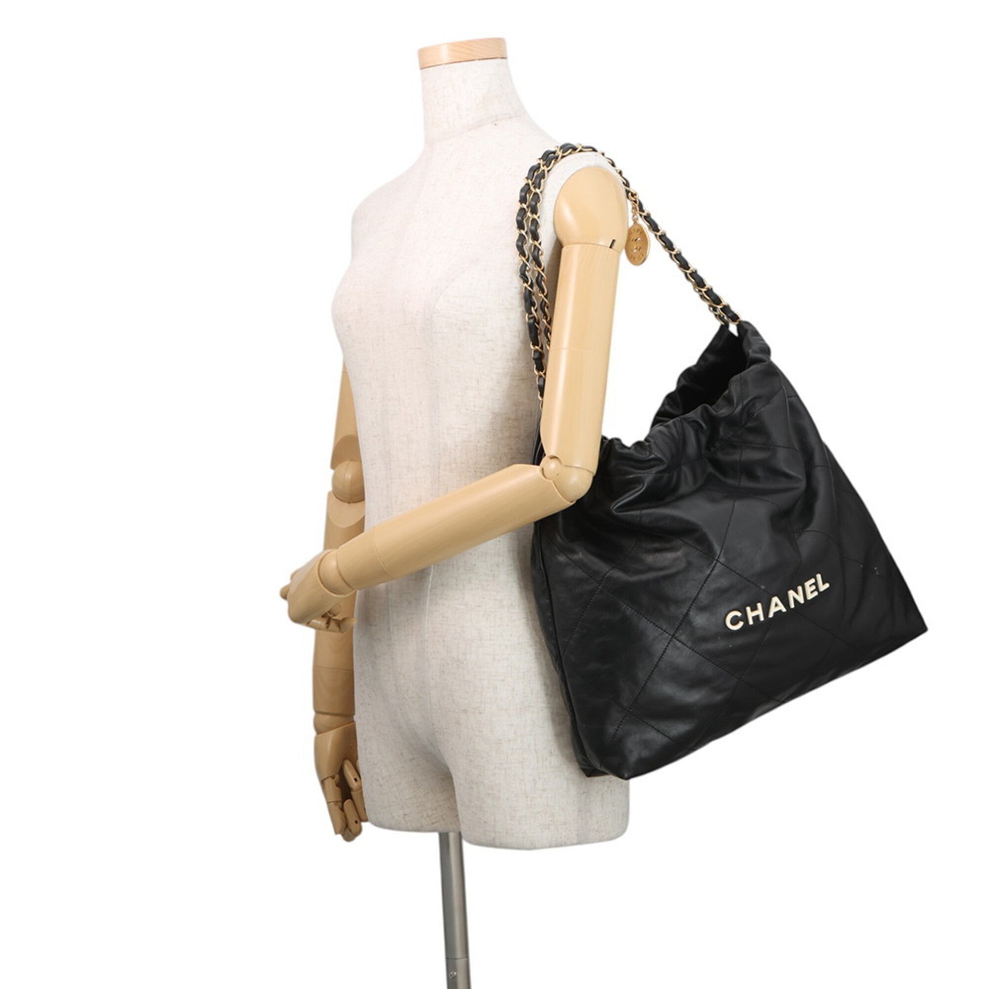 Chanel Black Leather Handbag Pouch Shoulder Bag (Pre-Owned)