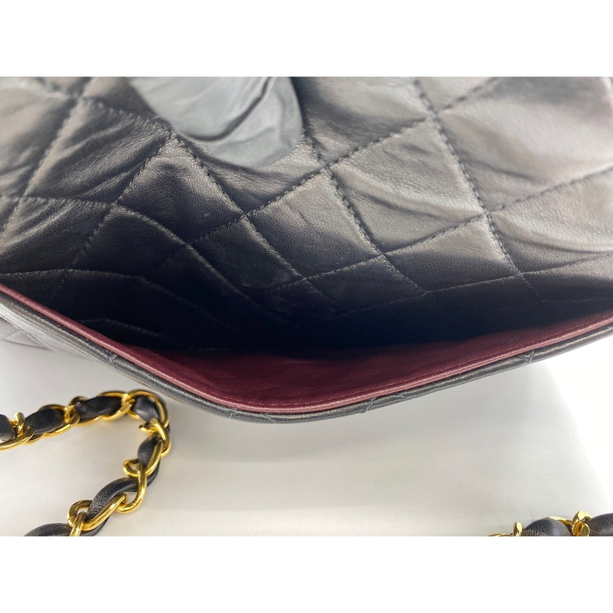 Chanel Matelasse Black Shoulder Bag (Pre-Owned)