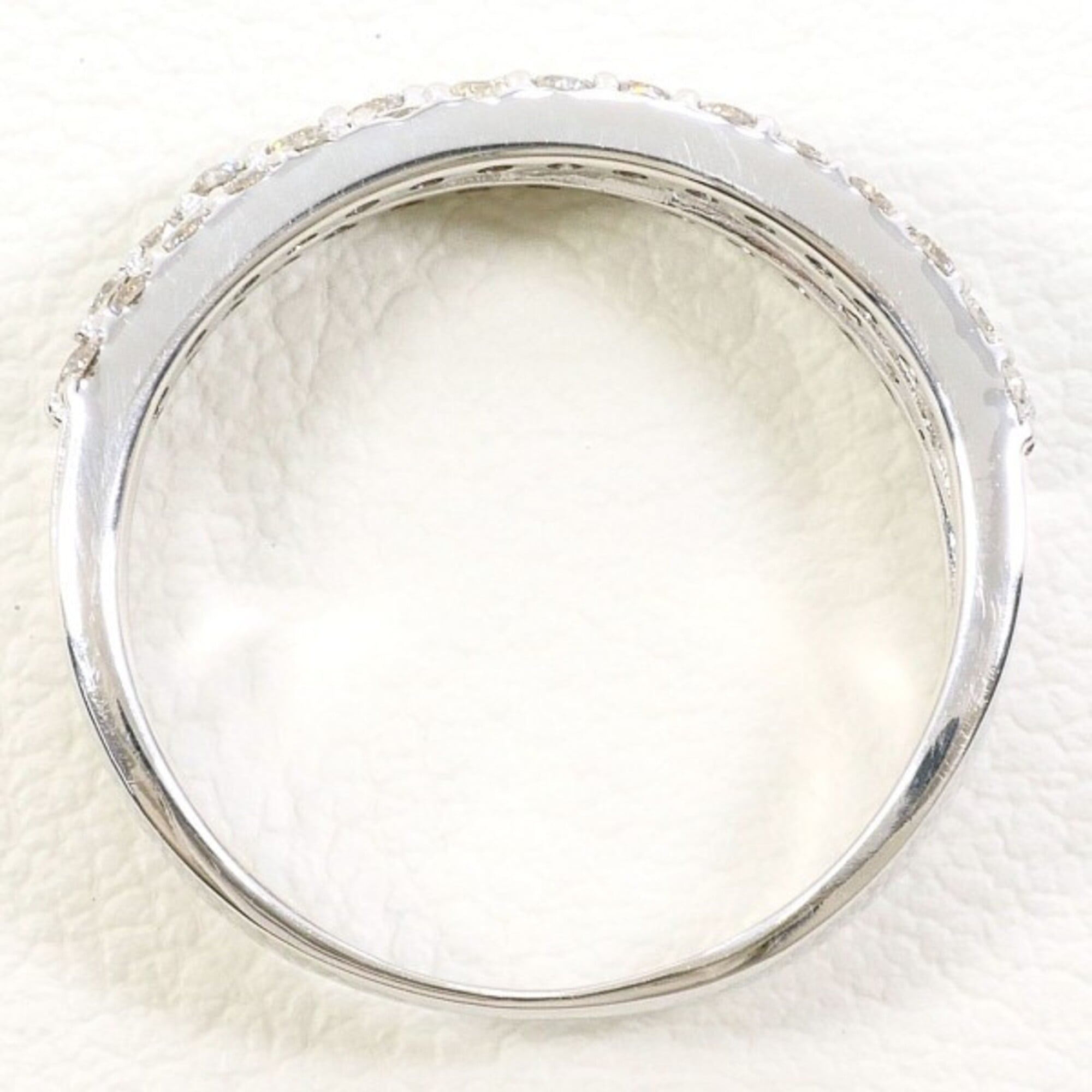 Unbranded White Gold White Gold (18K) Band Ring (Pre-Owned)