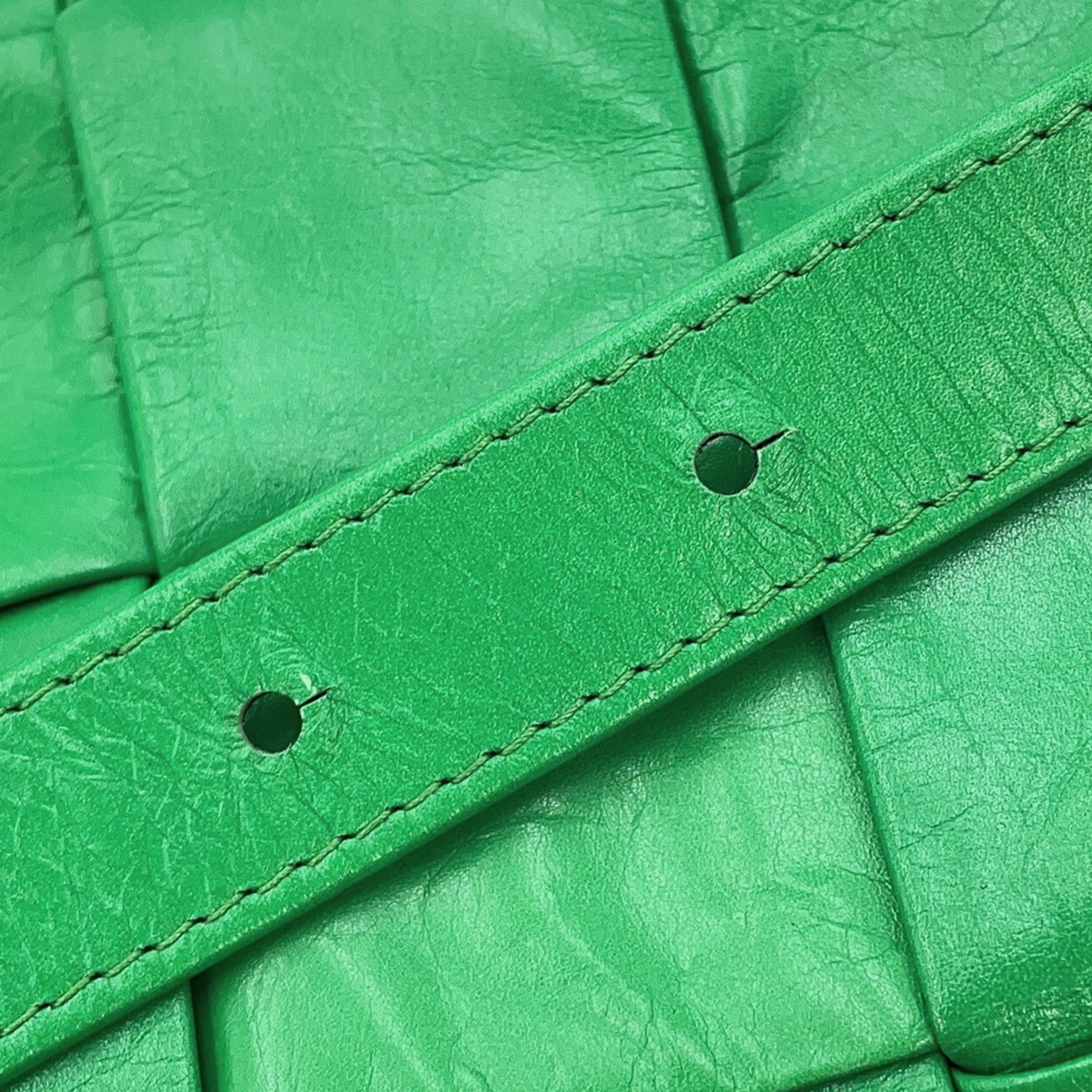 Bottega Veneta Green Handbag Shoulder Bag (Pre-Owned)