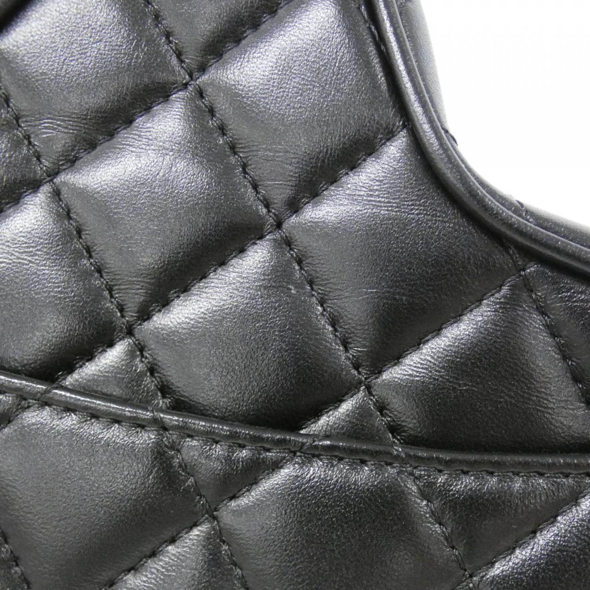 Chanel Black Leather Shoulder Bag (Pre-Owned)