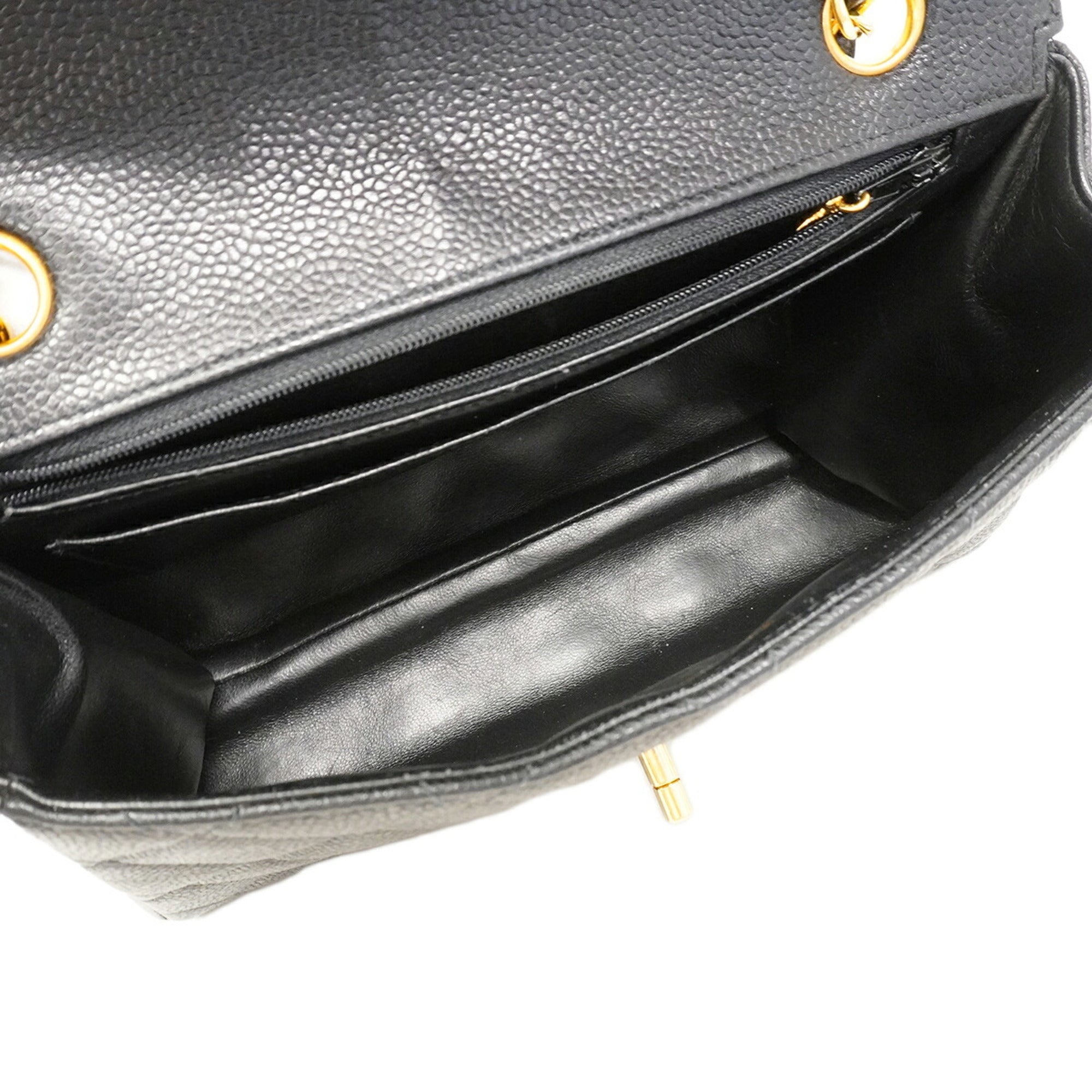 Chanel Black Grained Calfskin Shoulder Bag (Pre-Owned)