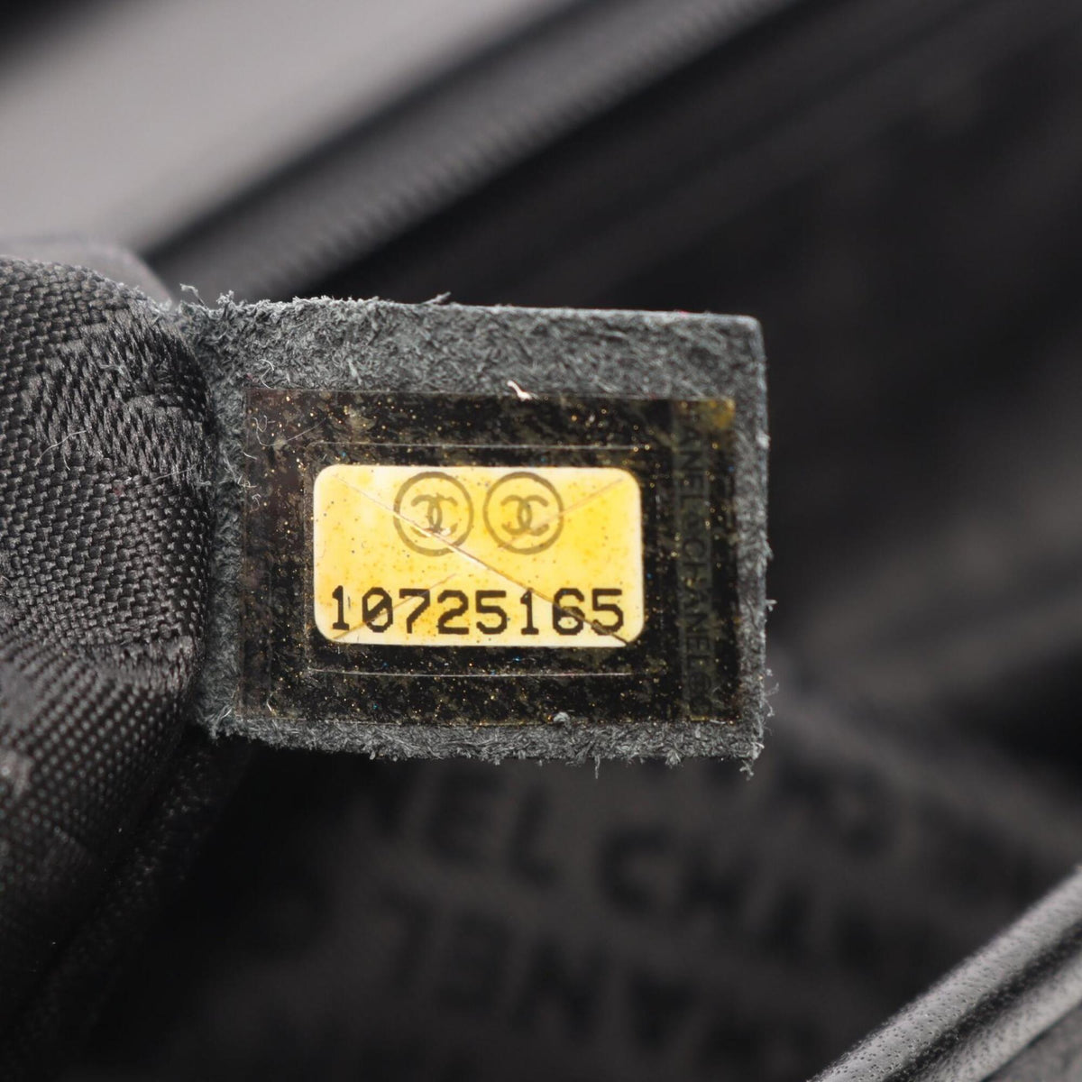 Chanel Black Leather Handbag Shoulder Bag (Pre-Owned)