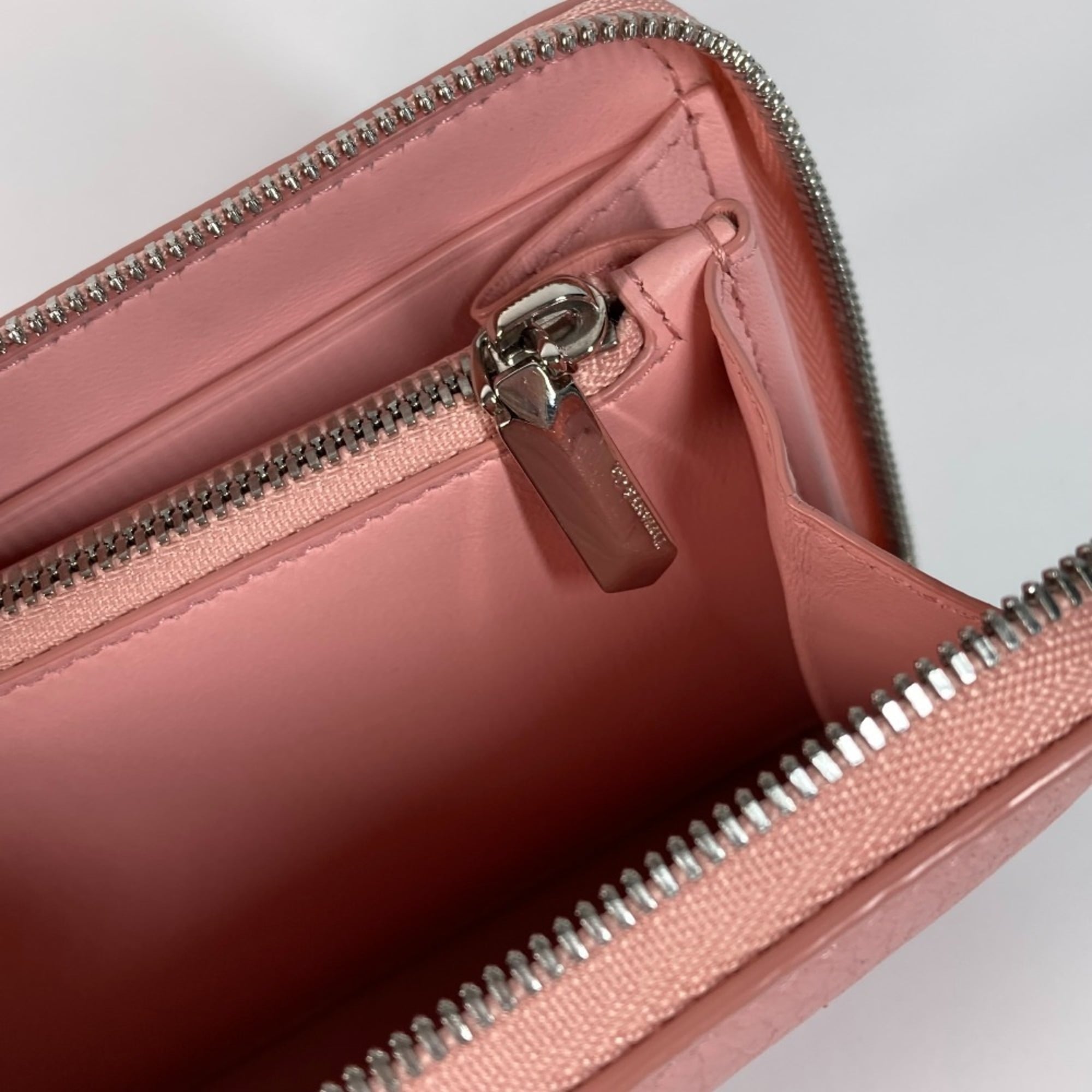 Tiffany Pink Leather Long Wallet (Bi-Fold) (Pre-Owned)
