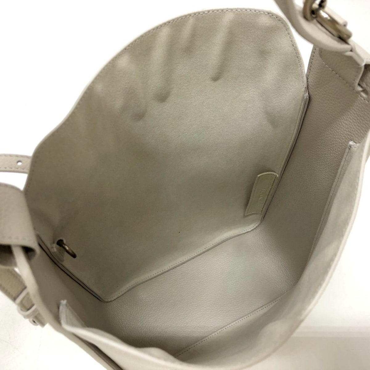 Balenciaga White Leather Shoulder Bag (Pre-Owned)