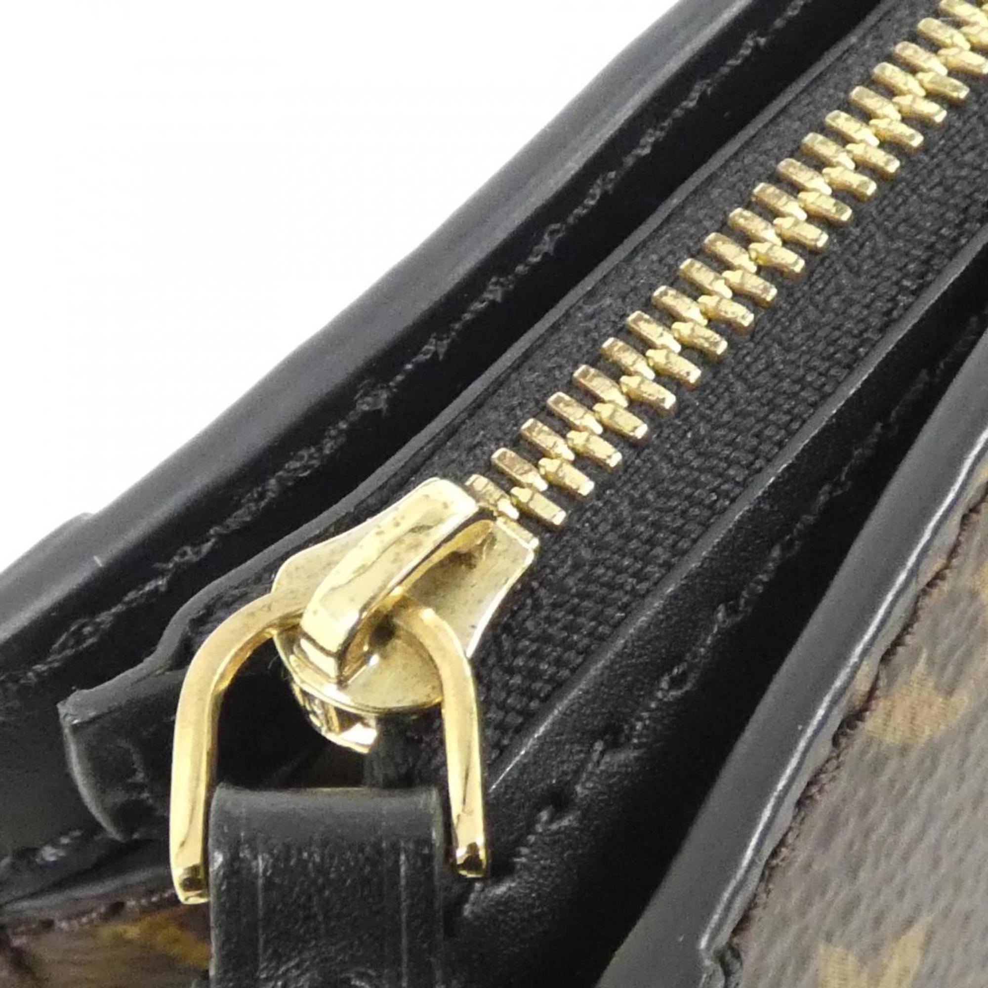 Louis Vuitton Marron Coated Canvas Shoulder Bag (Pre-Owned)