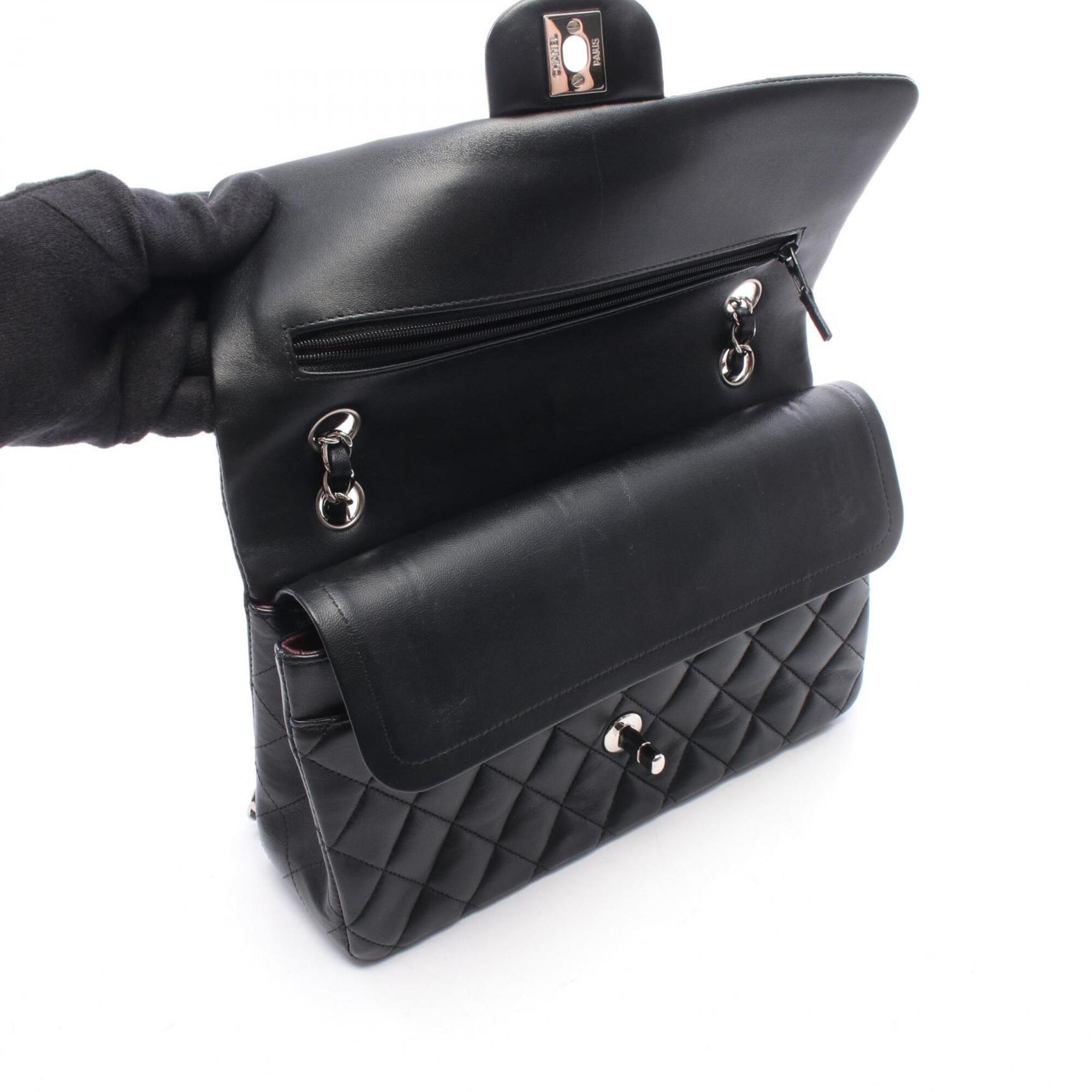 Chanel Black Leather Handbag Shoulder Bag (Pre-Owned)