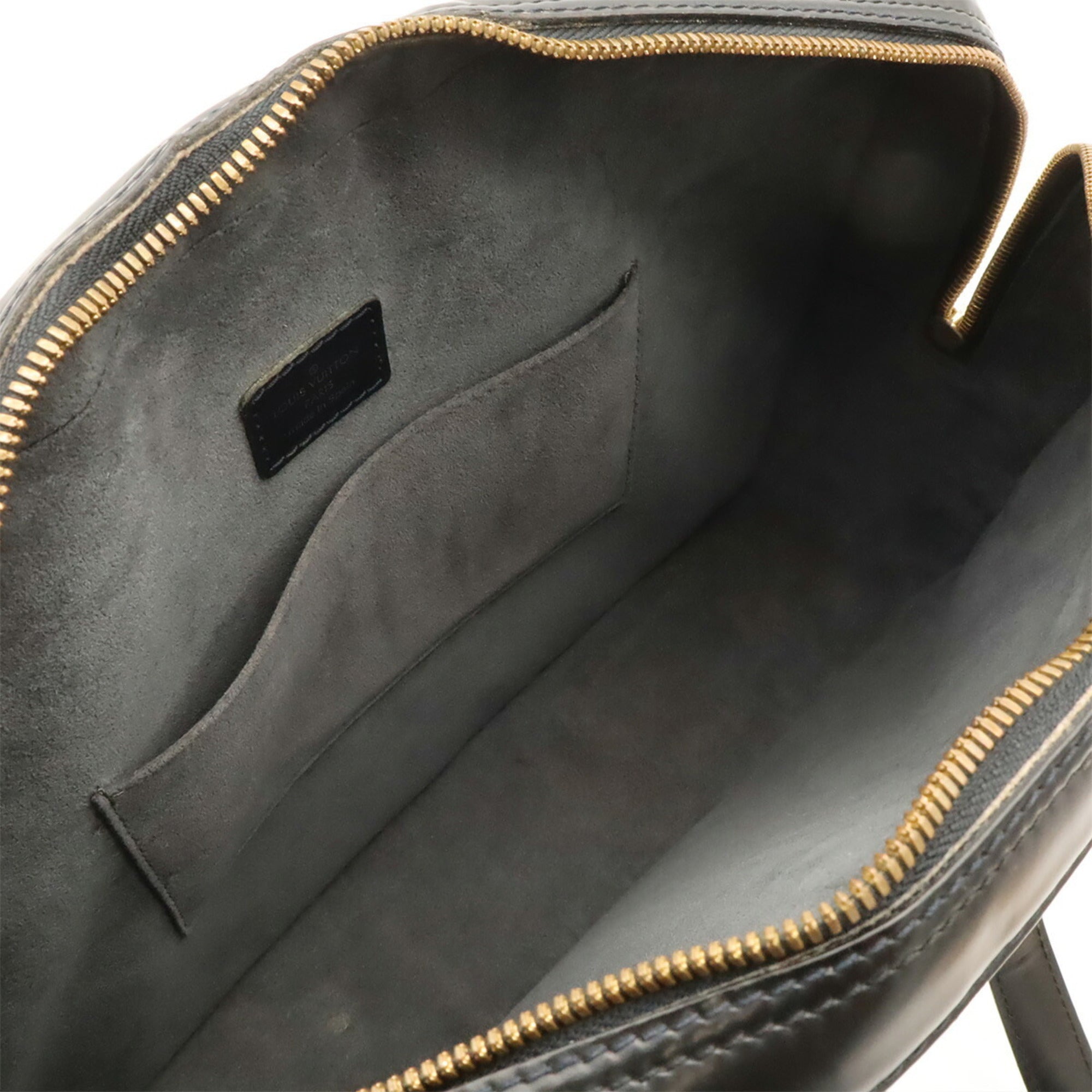 Louis Vuitton Noir Epi Leather Shoulder Bag (Pre-Owned)
