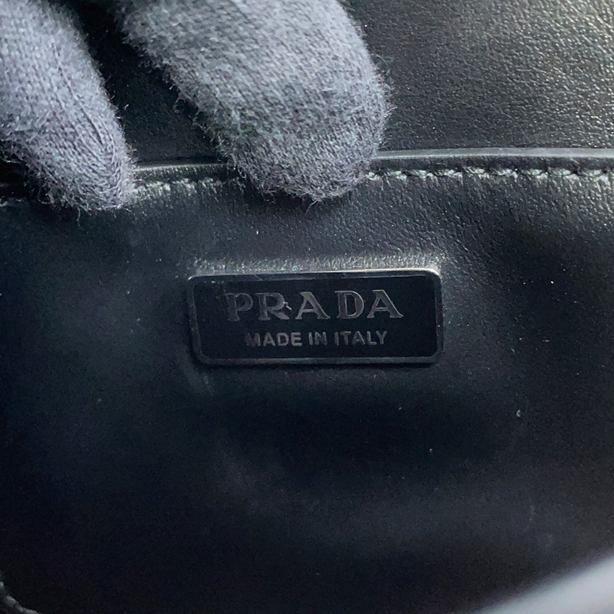 Prada Saffiano White Leather Handbag Shoulder Bag (Pre-Owned)