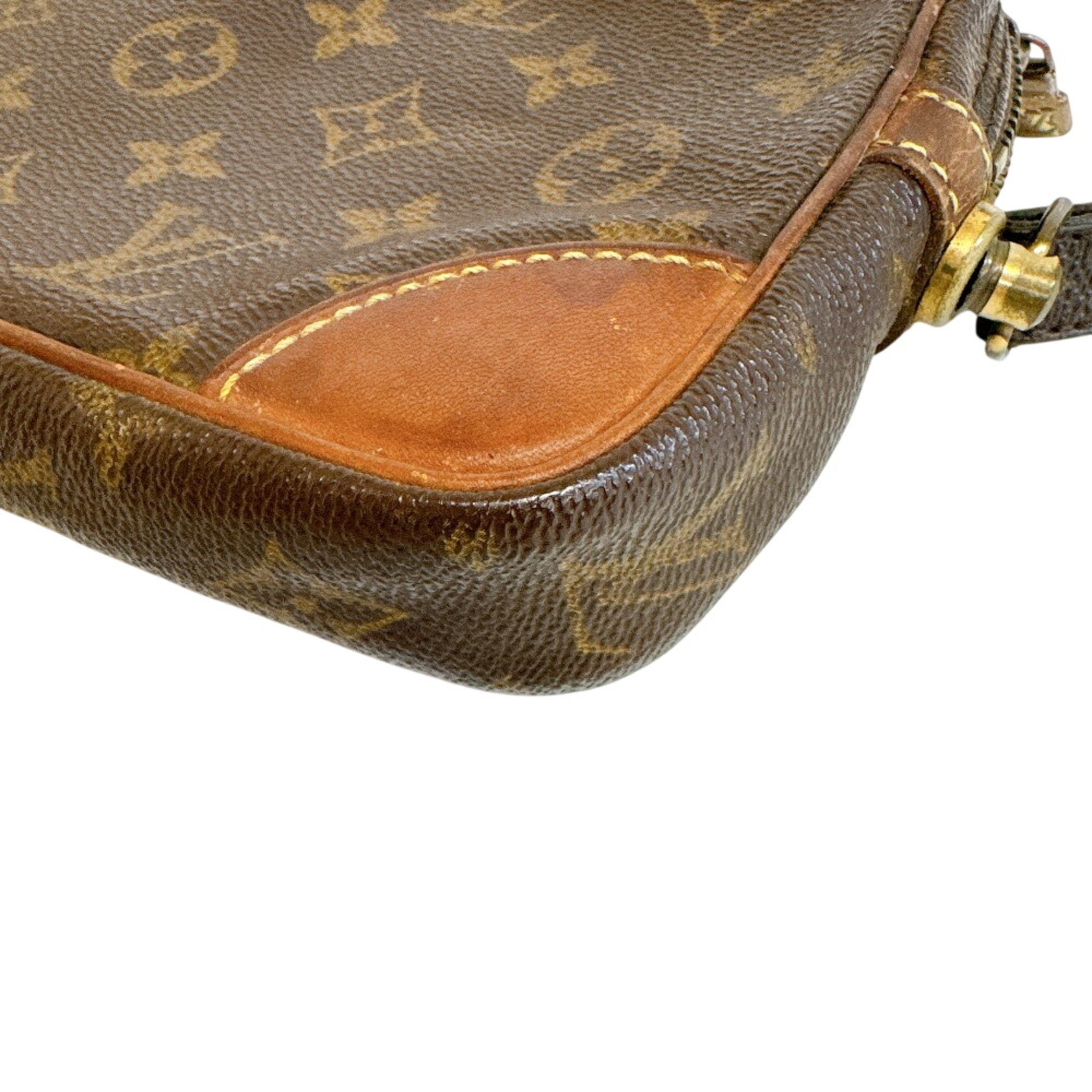 Louis Vuitton Brown Leather Clutch Bag Pouch (Pre-Owned)