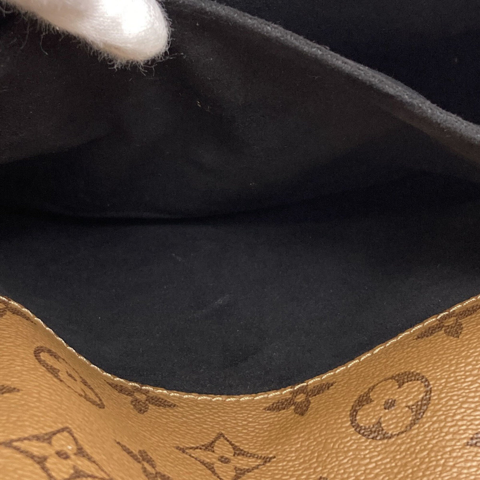 Louis Vuitton Monogram Monogram Reverse Monogram Monogram Reverse Handbag Pochette (Pre-Owned)