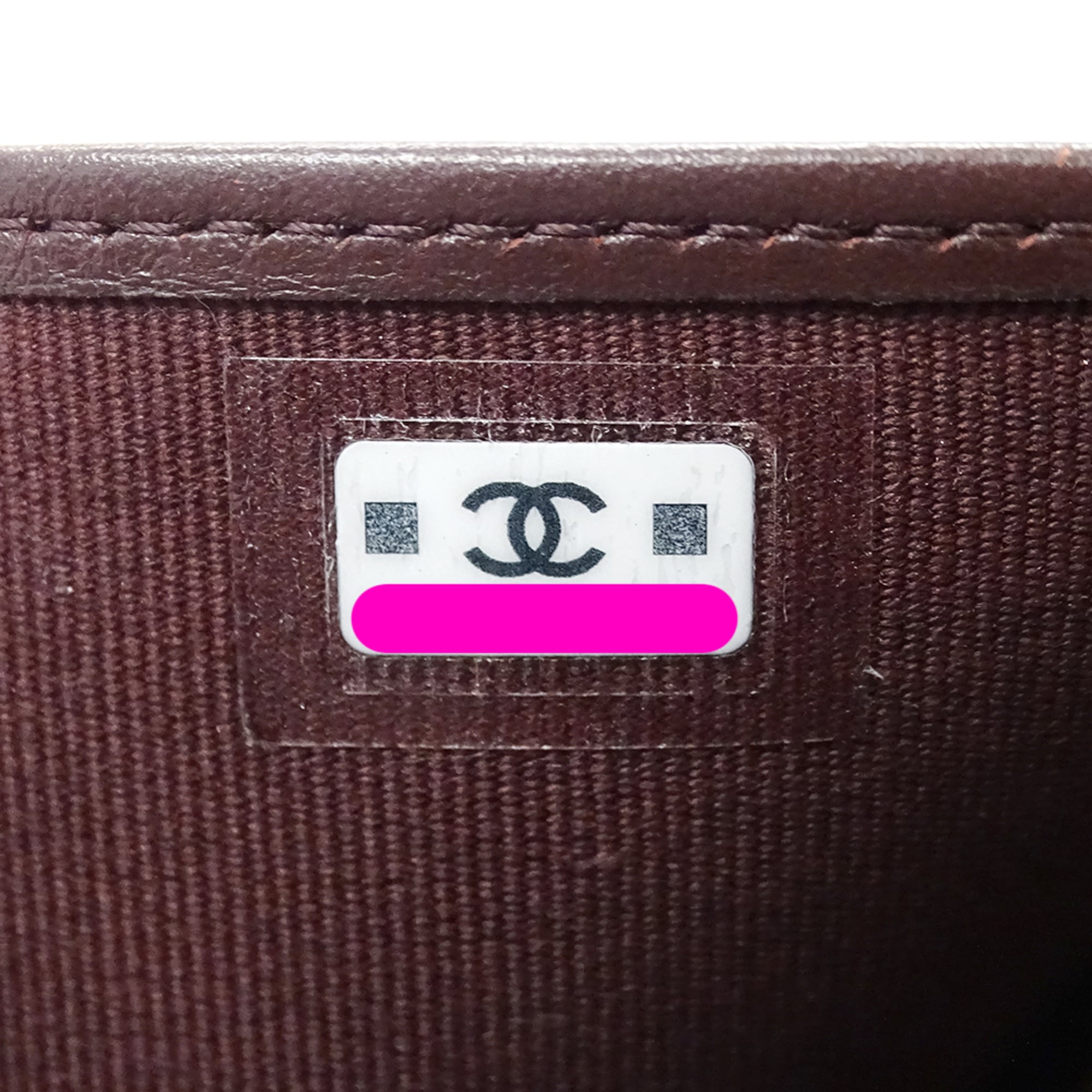 Chanel Black Grained Calfskin Wallet (Bi-Fold) (Pre-Owned)