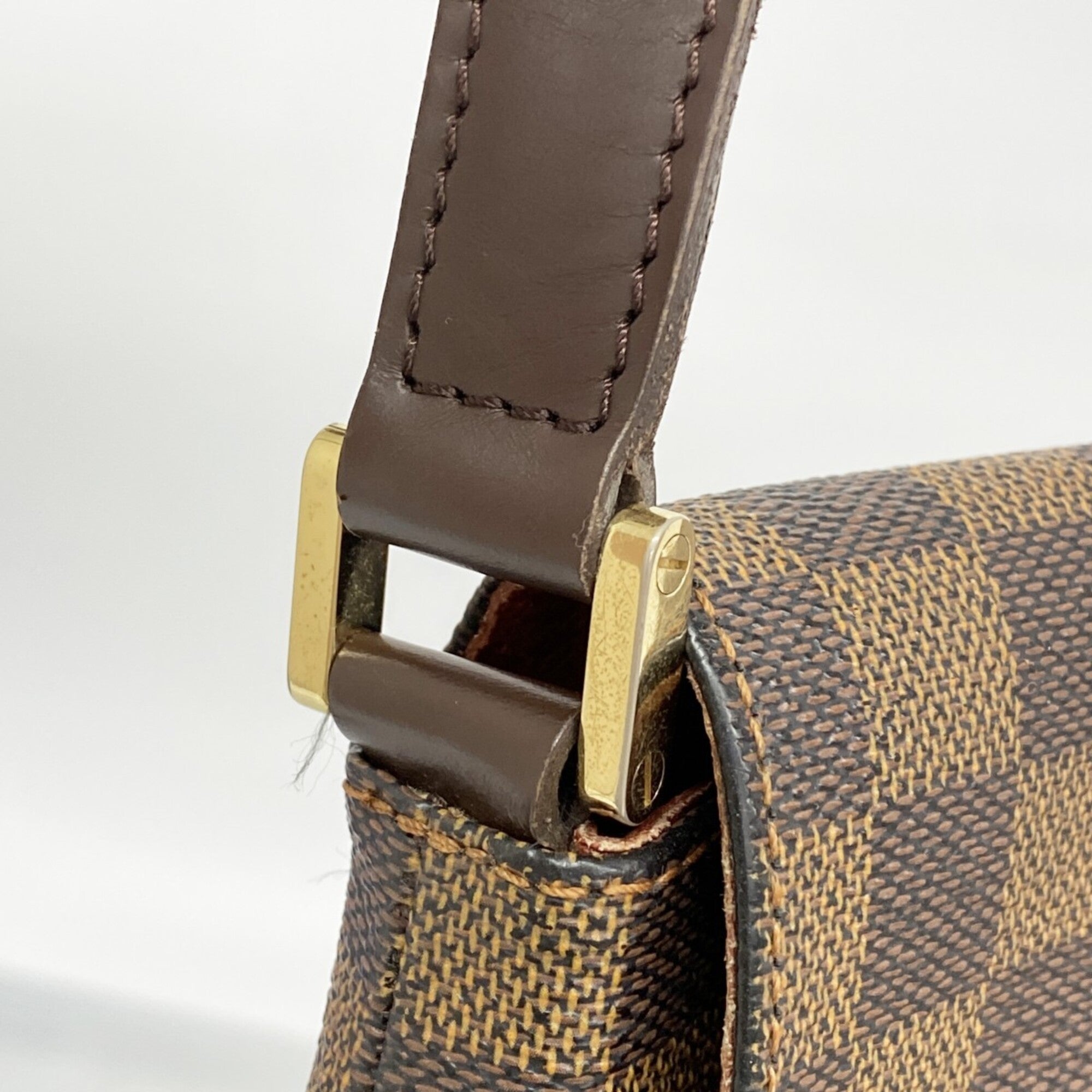 Louis Vuitton Ebene Shoulder Bag (Pre-Owned)