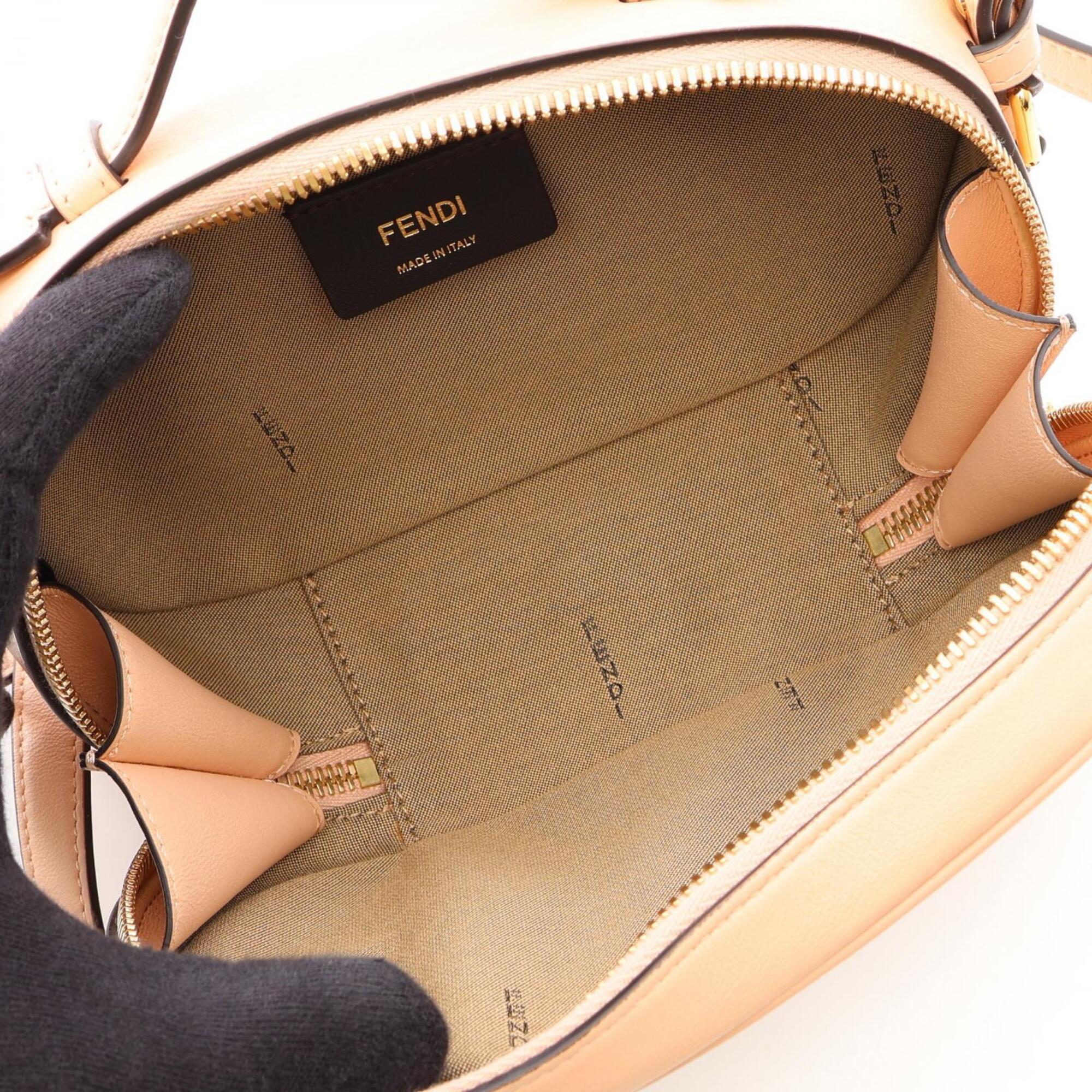 Fendi Pink Leather Handbag (Pre-Owned)