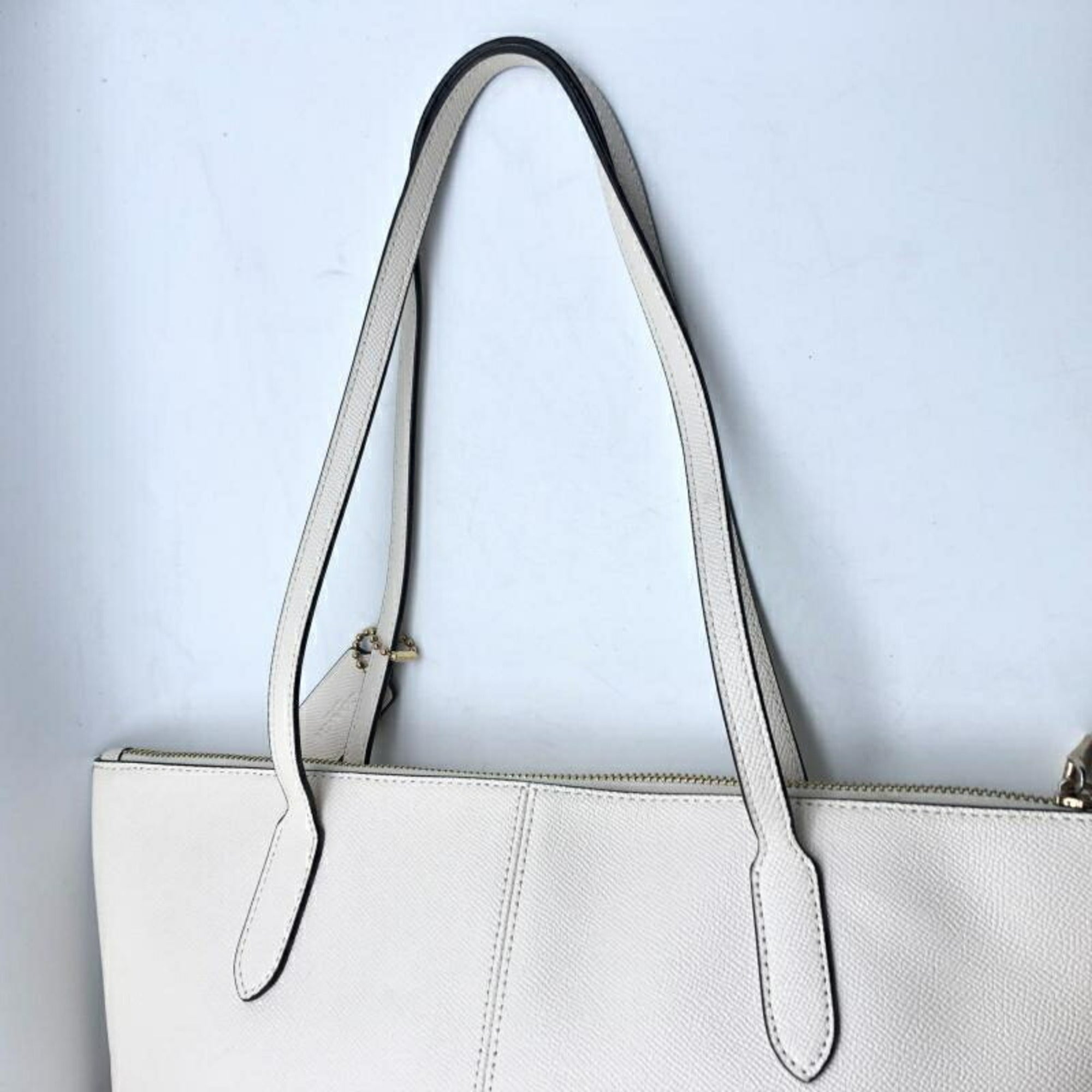 Coach Pink Tote Bag (Pre-Owned)