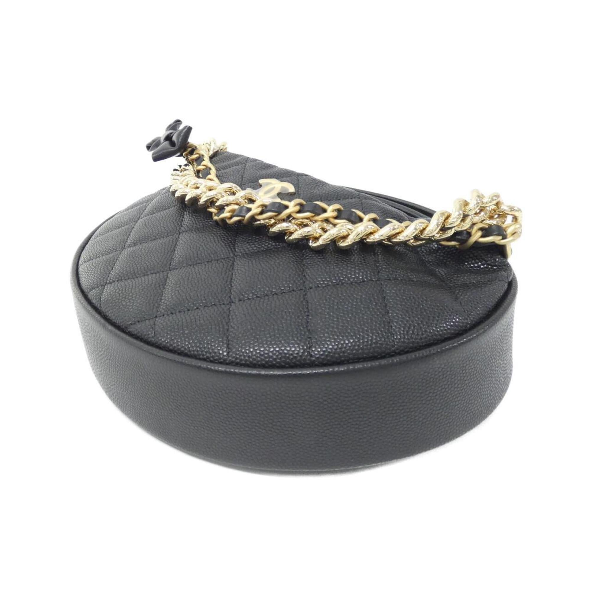 Chanel Black Grained Calfskin Handbag (Pre-Owned)