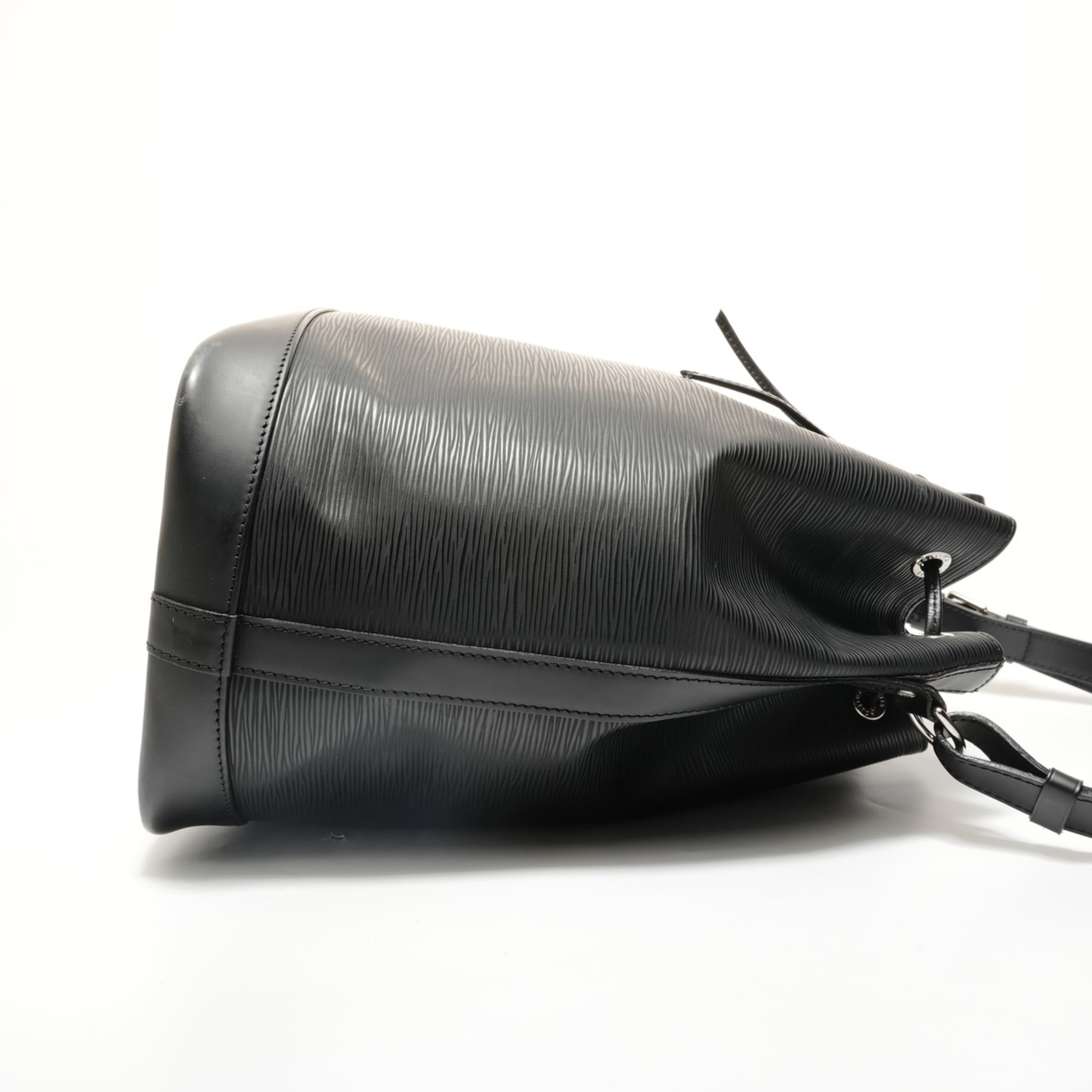 Louis Vuitton Epi Black Epi Leather Shoulder Bag (Pre-Owned)