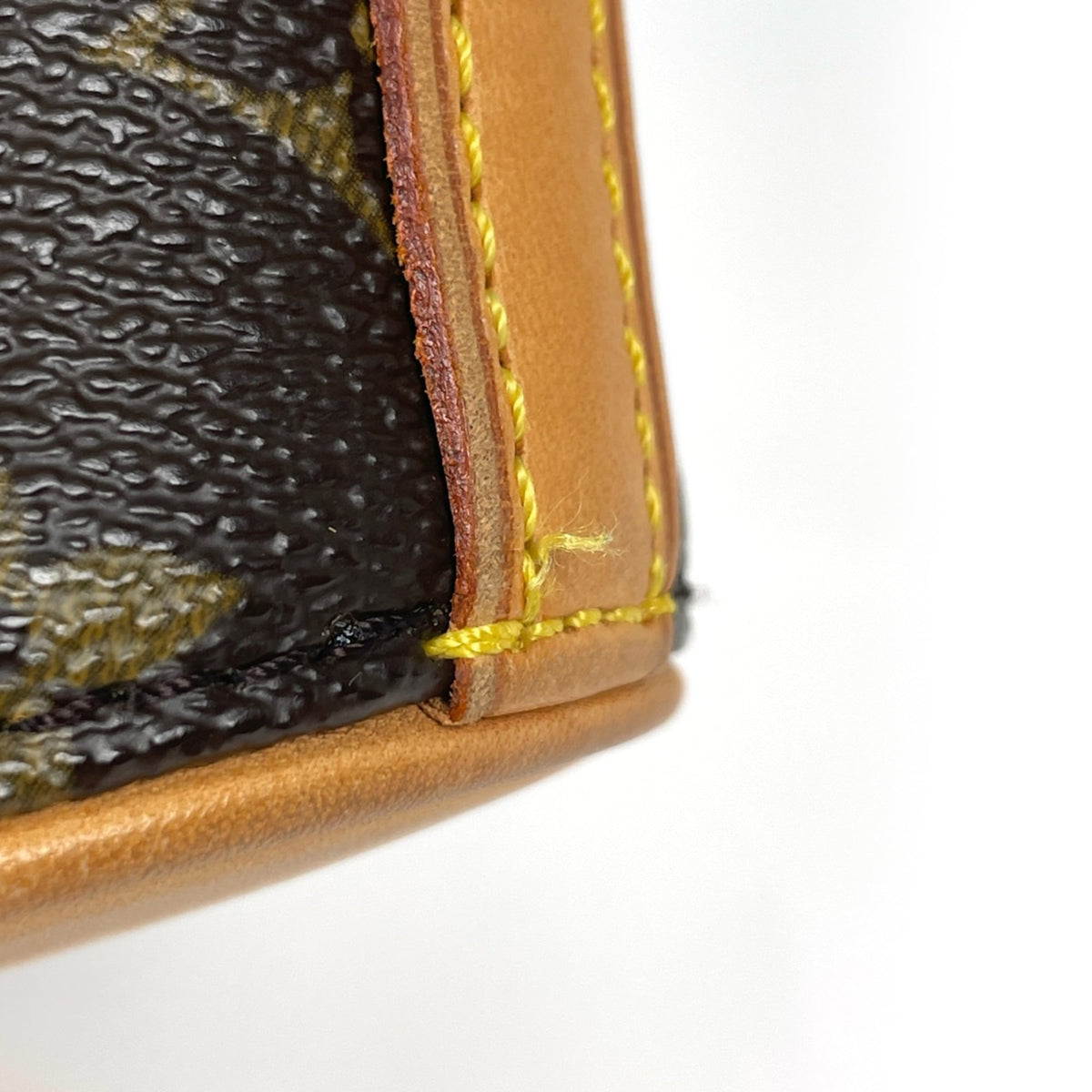 Louis Vuitton Brown Monogram Shoulder Bag (Pre-Owned)