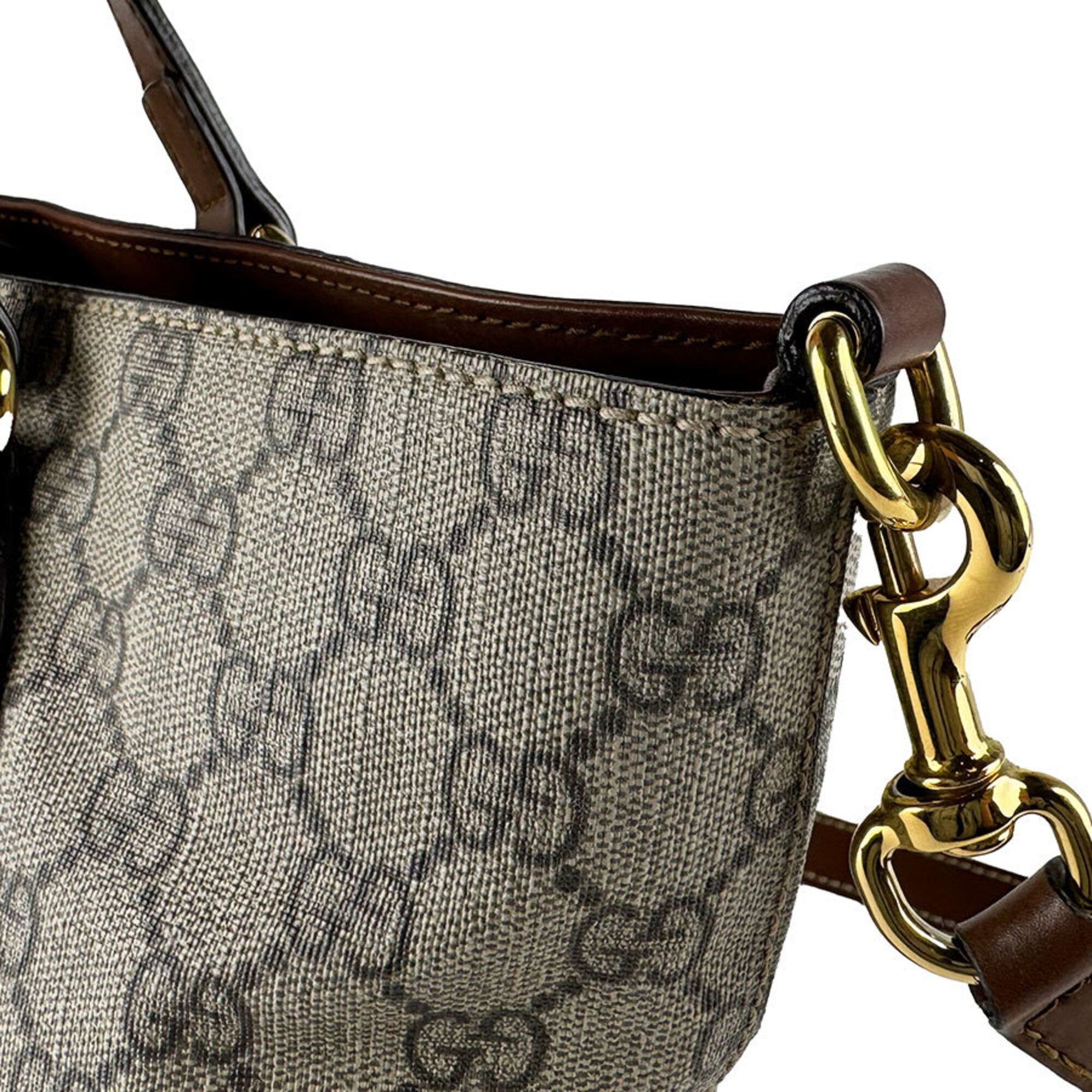 Gucci Brown Gg Supreme Handbag Shoulder Bag (Pre-Owned)