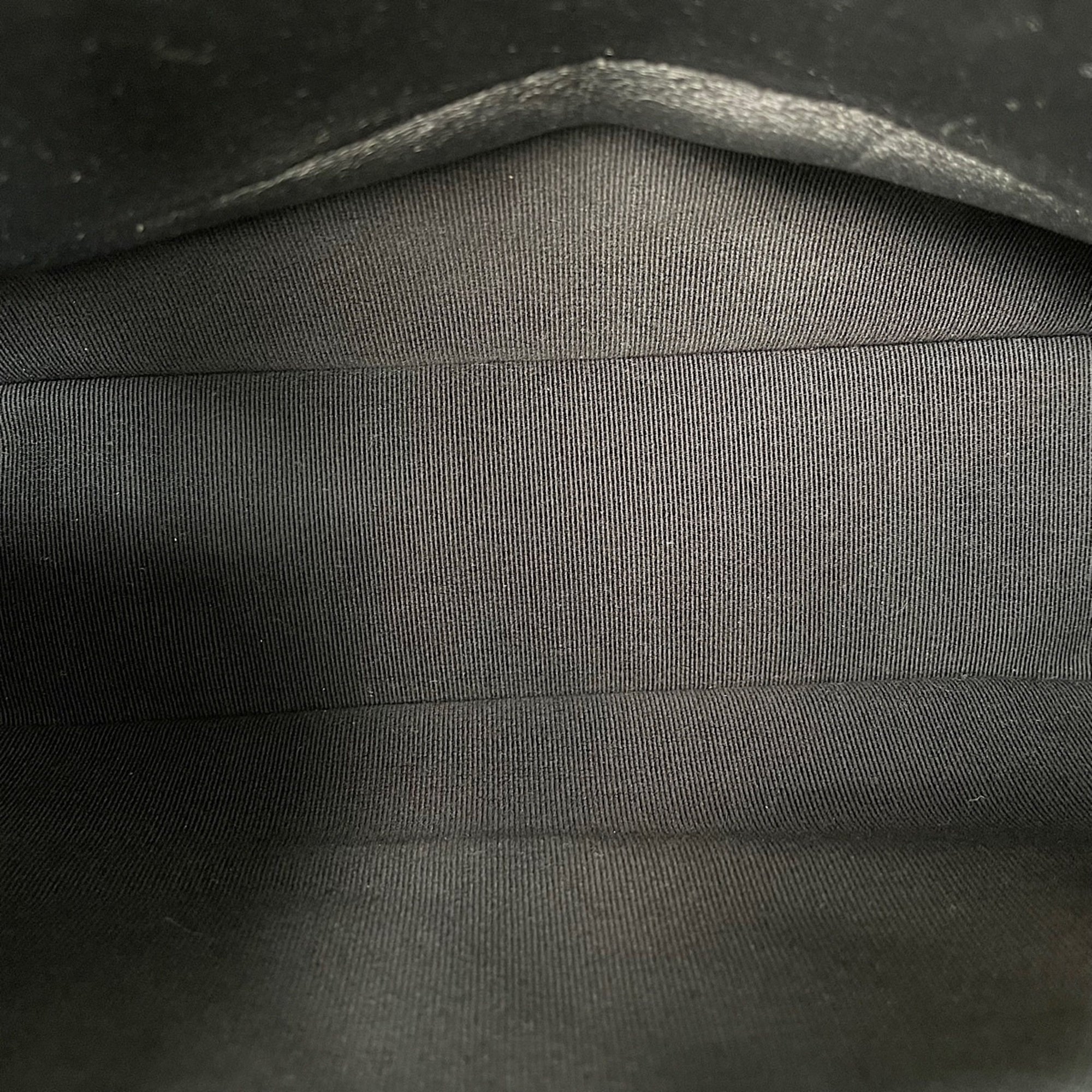 Chanel Black Handbag (Pre-Owned)