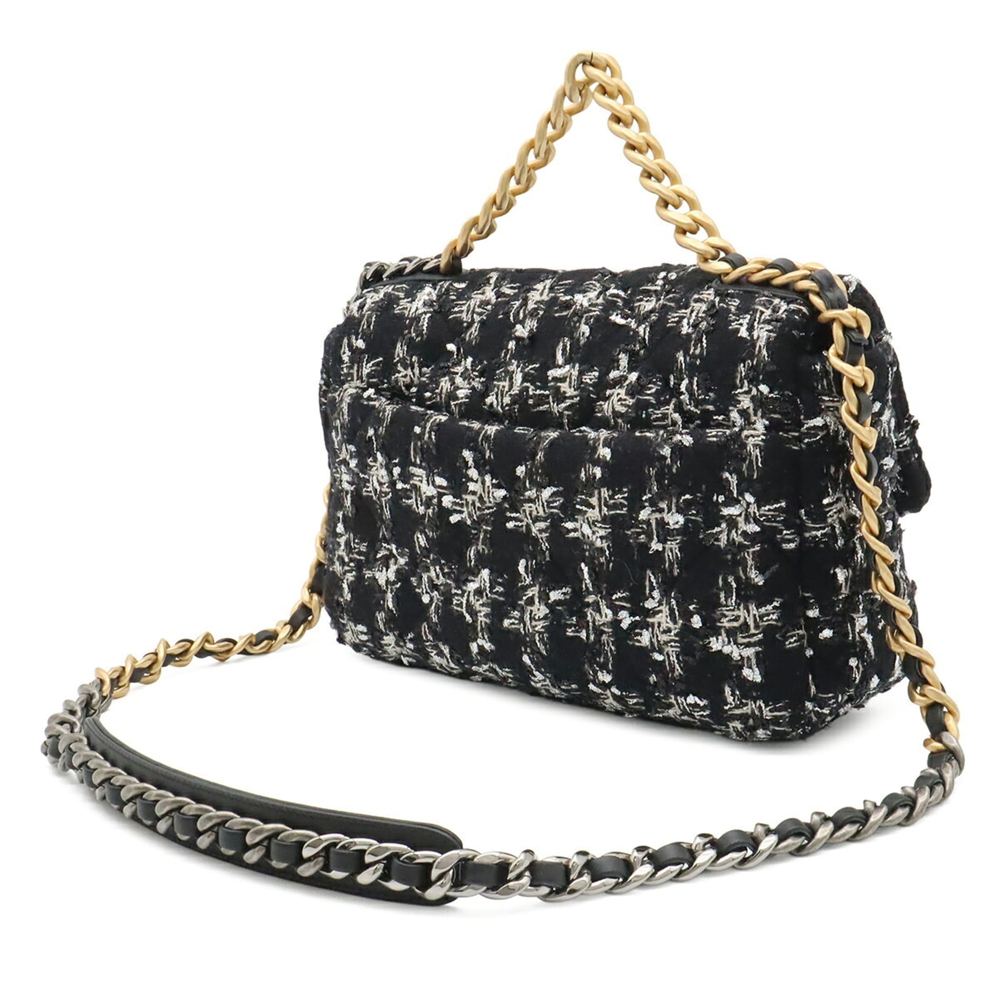 Chanel Black Tweed Shoulder Bag (Pre-Owned)