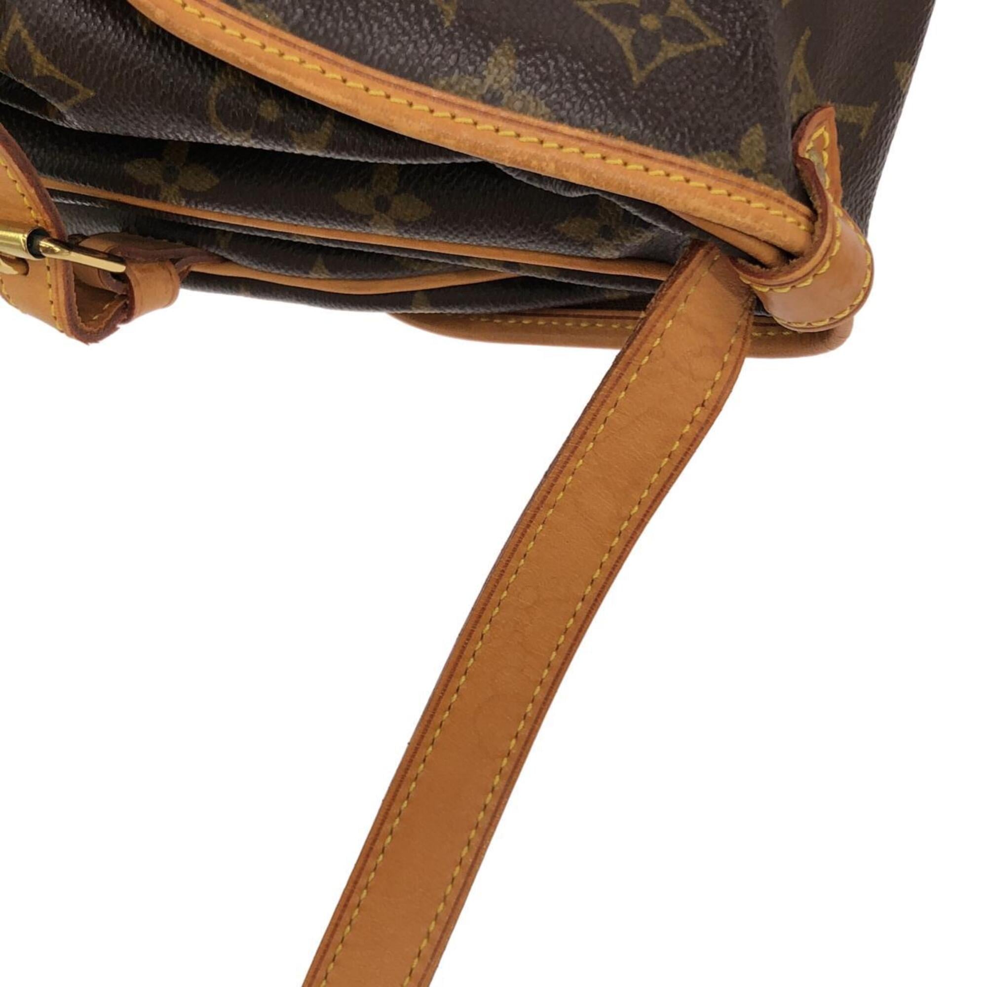 Louis Vuitton Marron Coated Canvas Shoulder Bag (Pre-Owned)