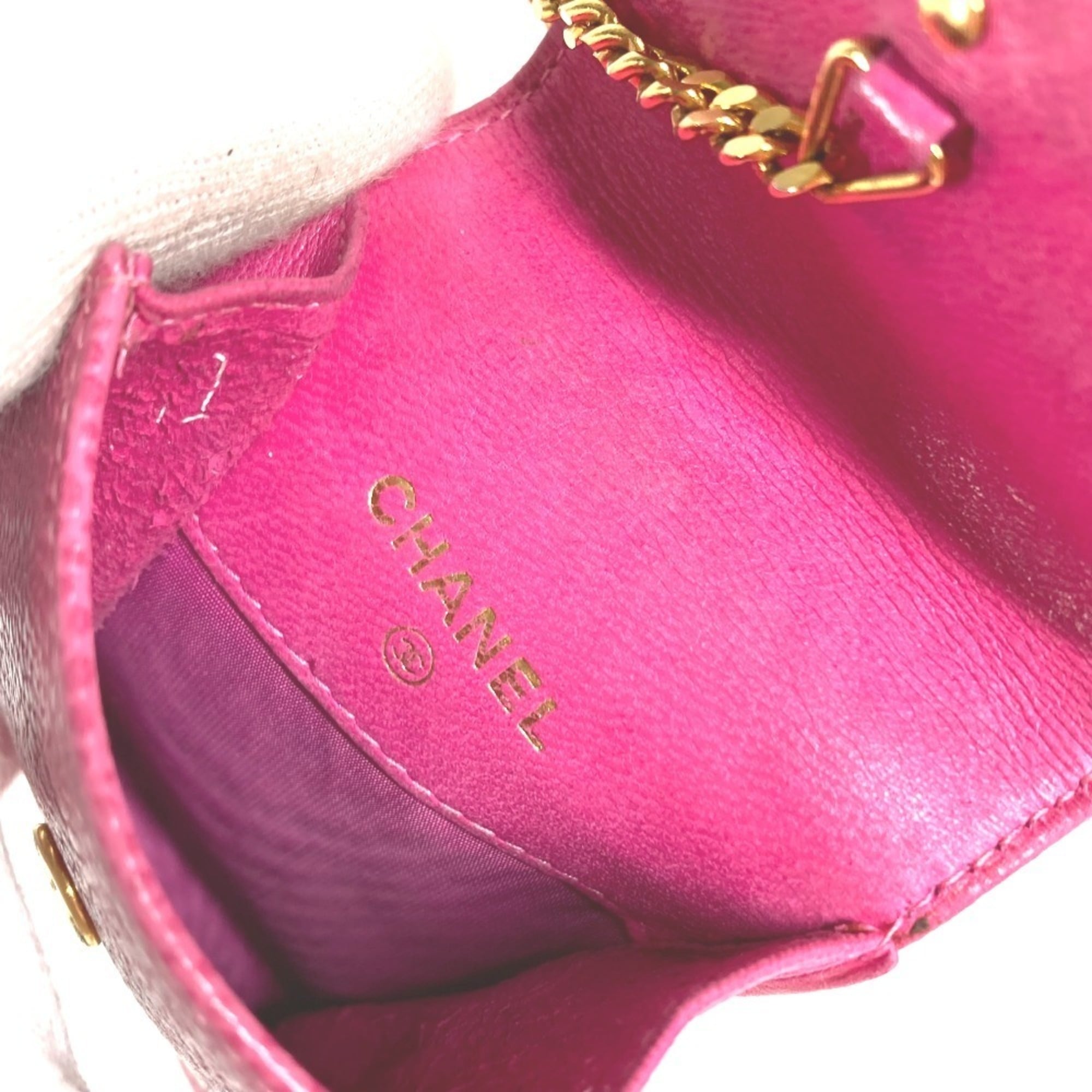 Chanel Pink Grained Calfskin Pouch (Pre-Owned)