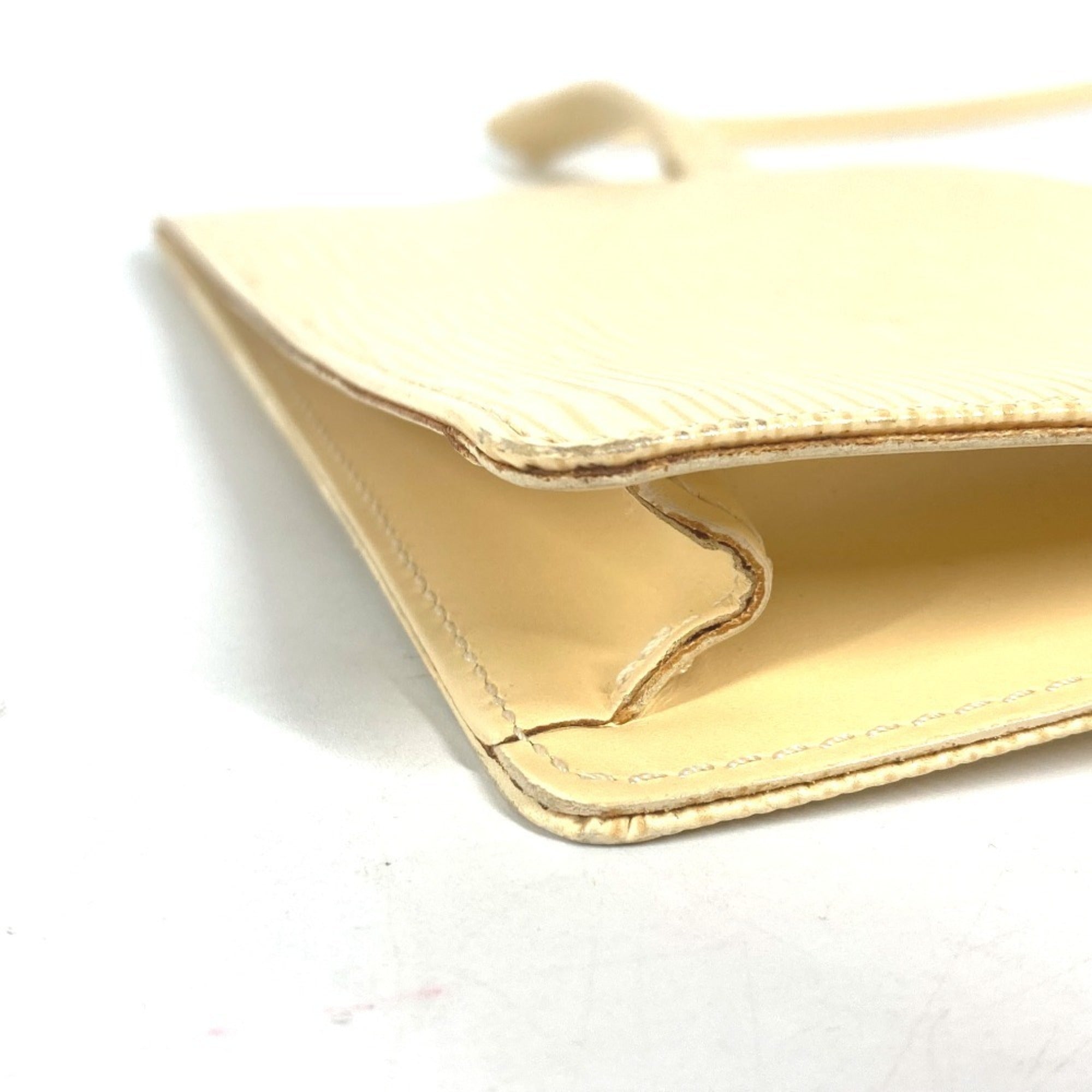 Louis Vuitton Vanilla Yellow Epi Leather Pouch Sling Bag (Pre-Owned)