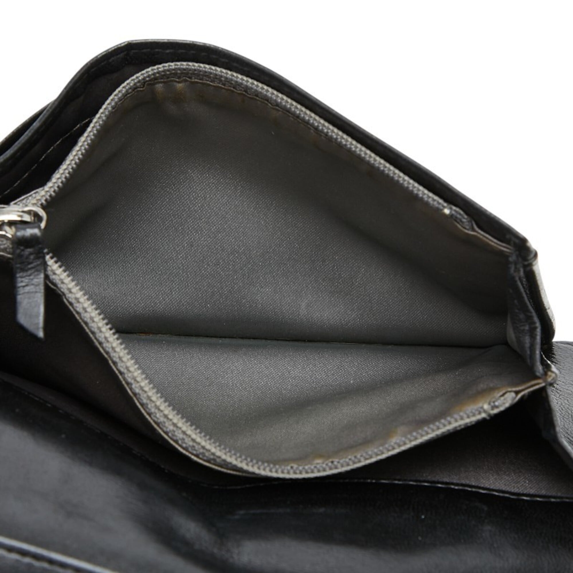 Chanel Black Leather Long Wallet (Bi-Fold) (Pre-Owned)