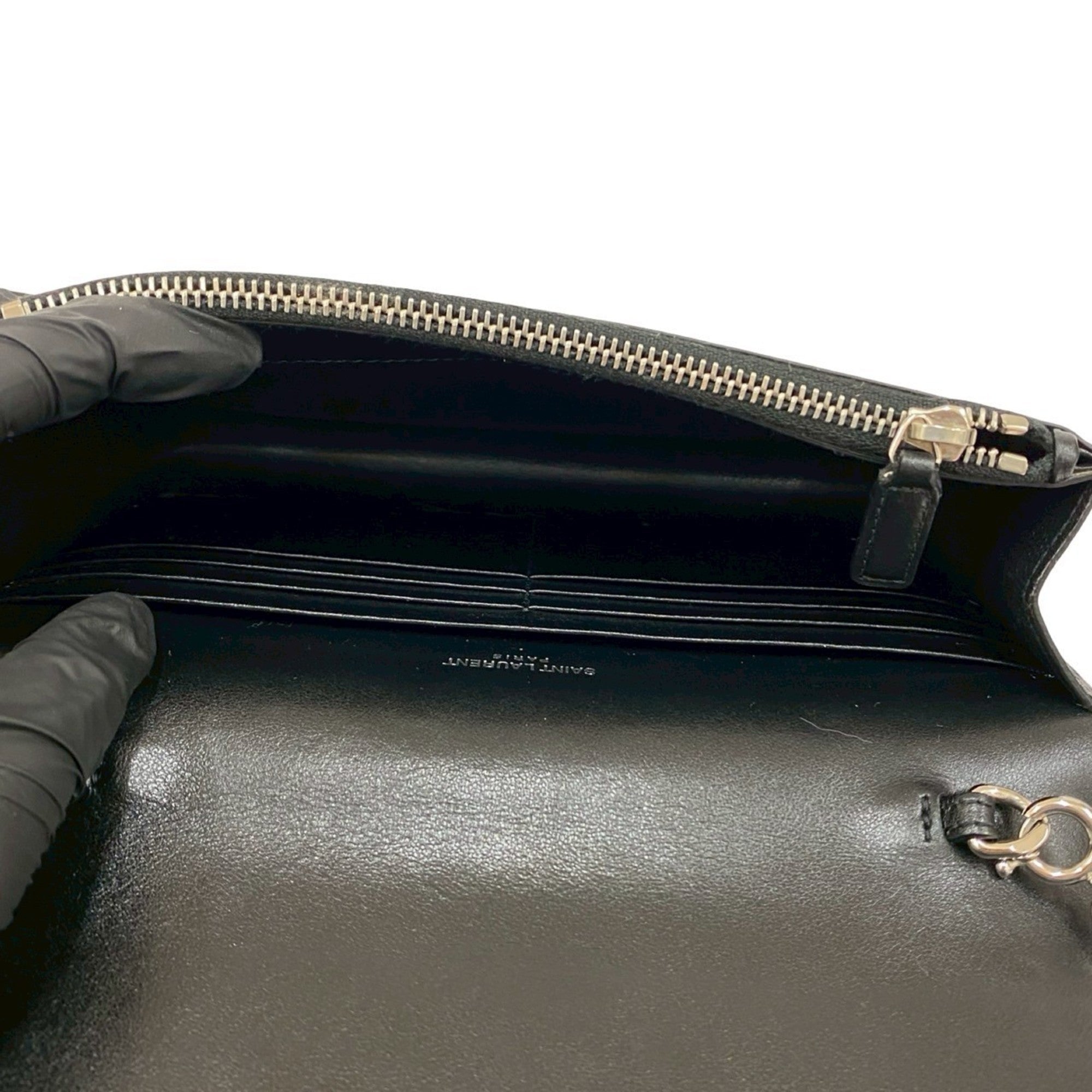 Yves Saint Laurent Black Red Color Leather Shoulder Bag (Pre-Owned)