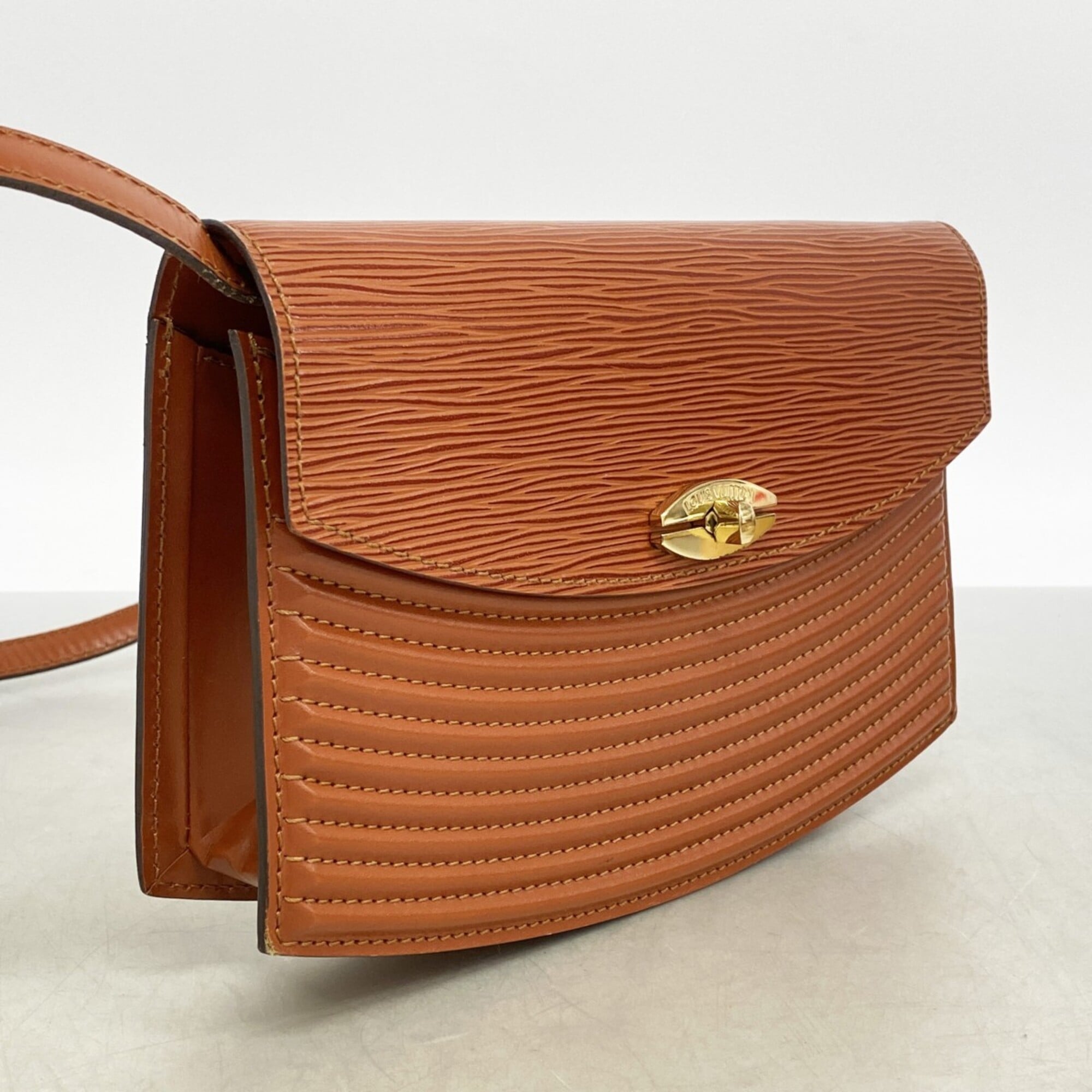 Louis Vuitton Kenyan Brown Shoulder Bag (Pre-Owned)